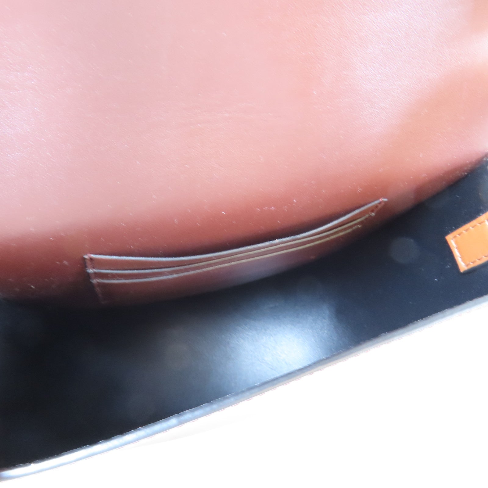 LOEWE 【激減優惠】牛皮皮革Heel Dou金扣肩背袋啡色