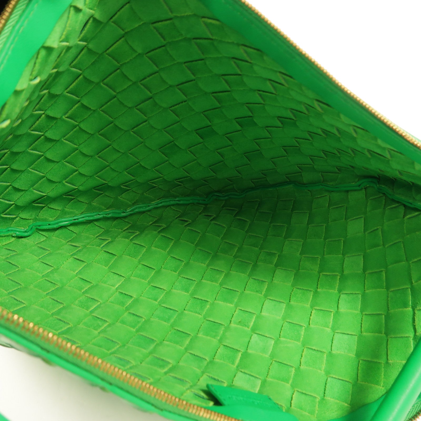 BOTTEGA VENETA 羊皮皮革Intrecciato Medium Turn Pouch肩背袋