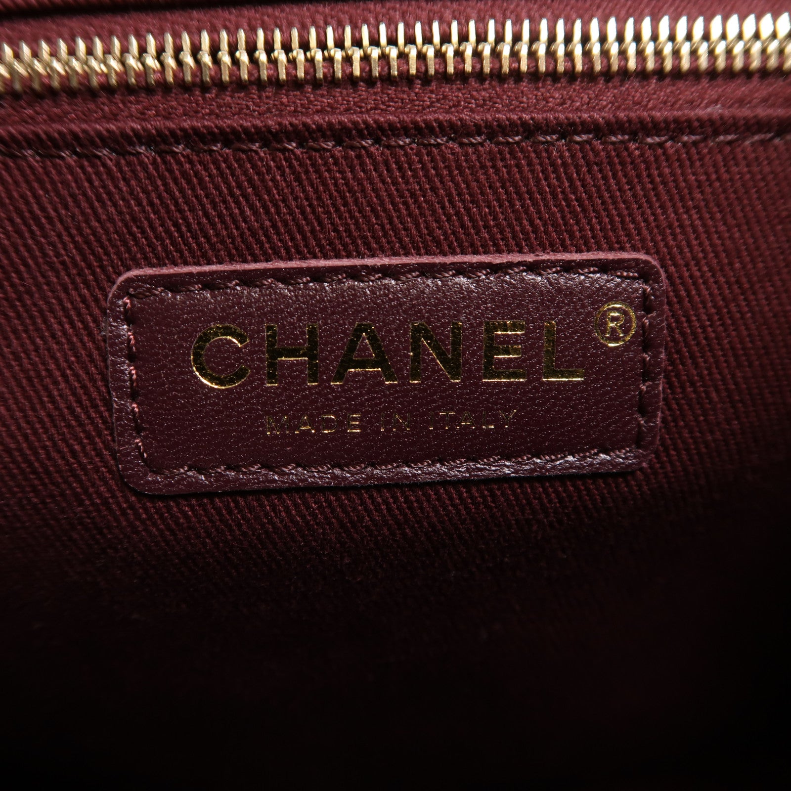 CHANEL 牛皮皮革Affinity Backpack金扣背包