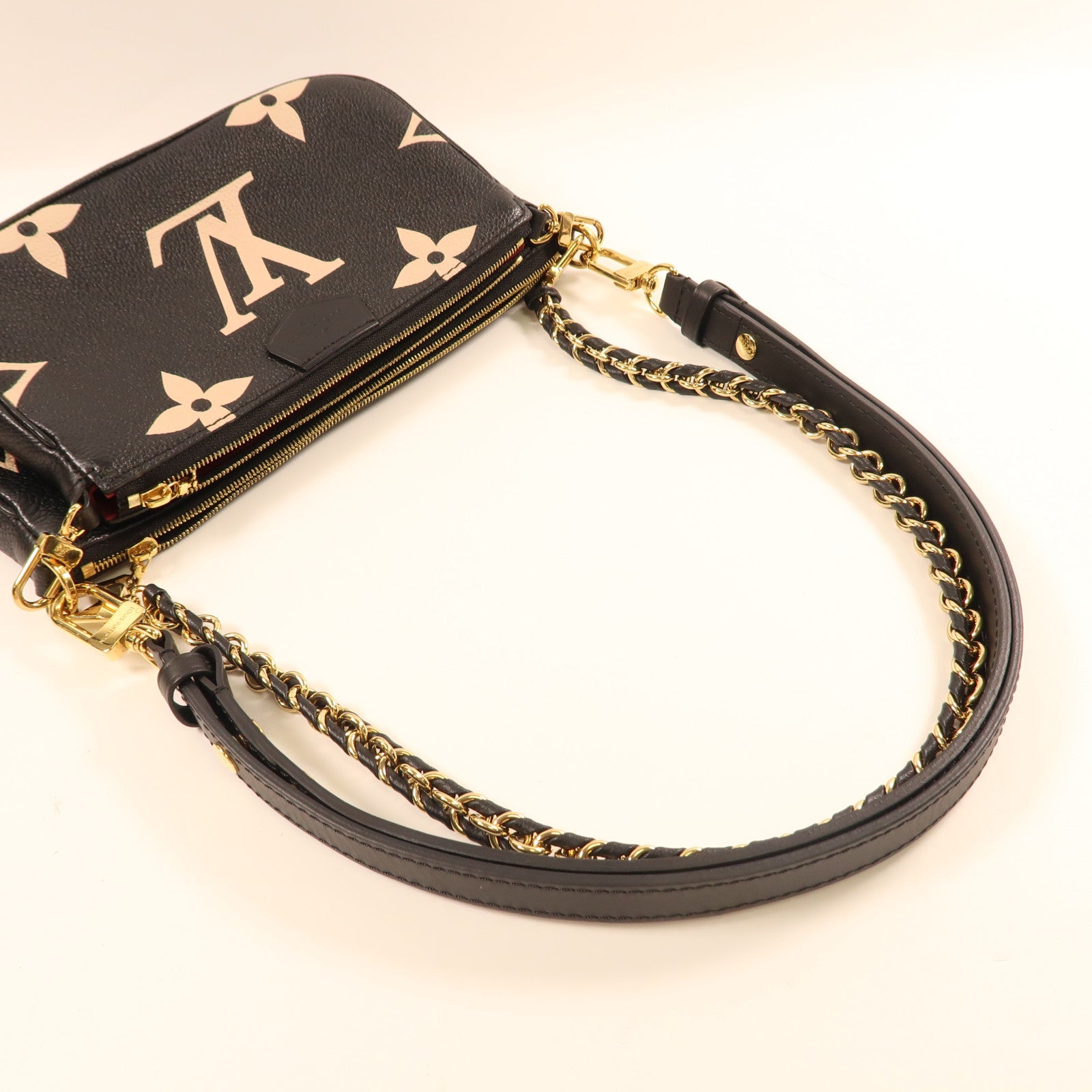 LOUIS VUITTON Monogram Empreinte Multi Pochette Accessoires金扣鏈帶肩背袋黑色