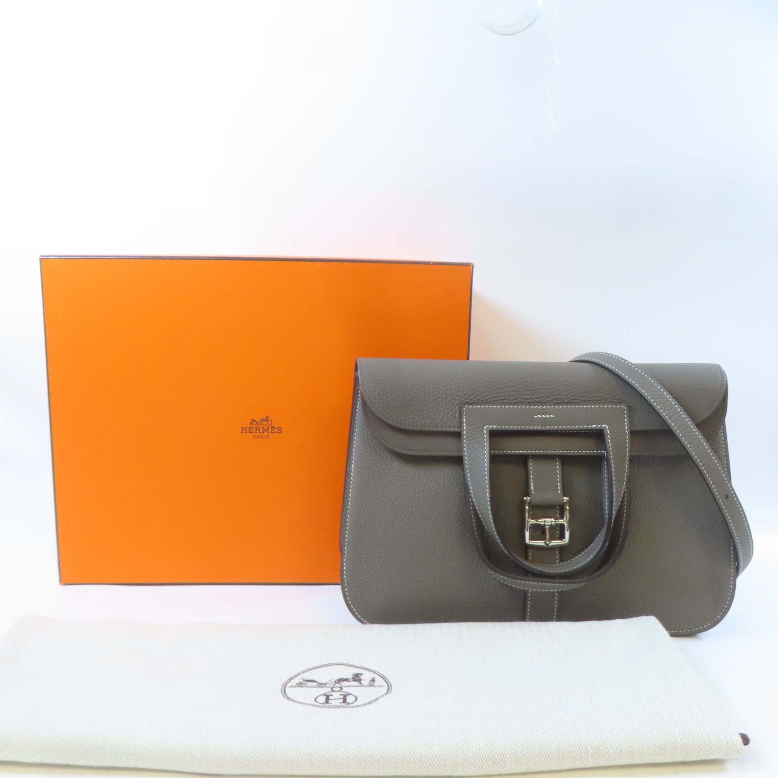 HERMES Clemence皮革Halzan 31銀扣手挽肩背兩用袋Etain/灰色