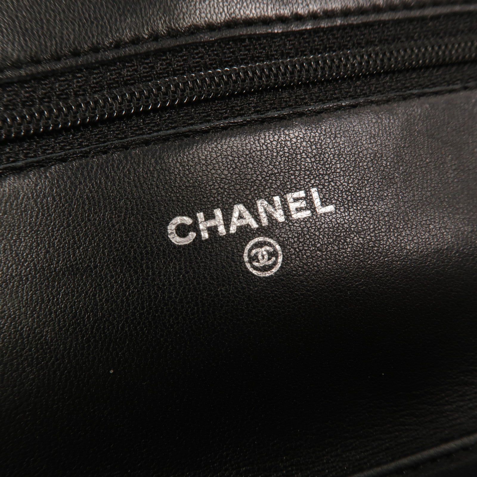 CHANEL 羊皮皮革WOC Wallet On Chain鏈帶肩背袋