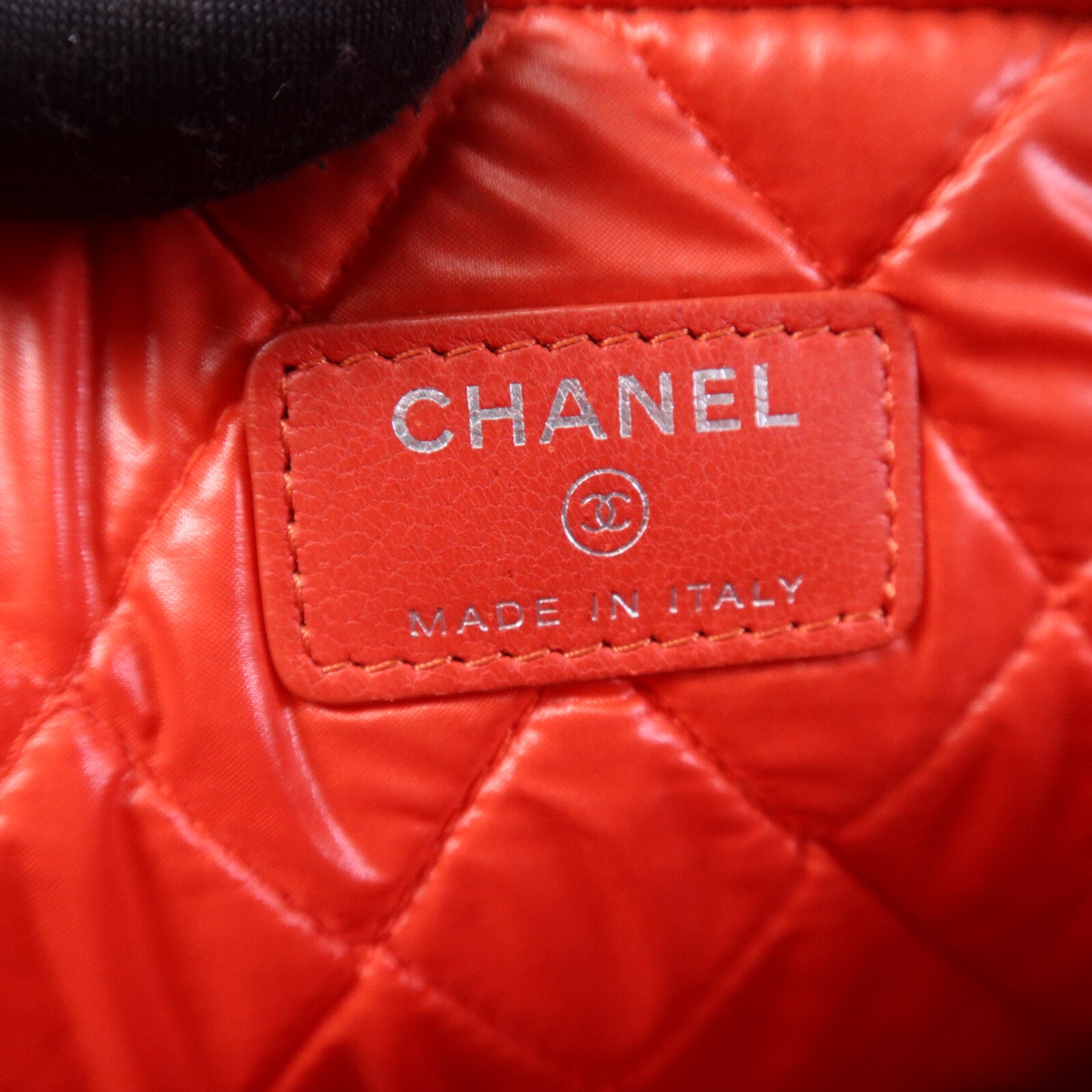 CHANEL 羊皮皮革Pouch銀扣手拿包