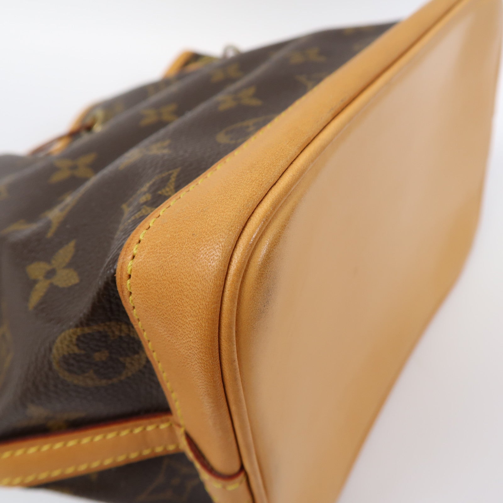 LOUIS VUITTON Monogram Mini Noe金扣手挽袋啡色