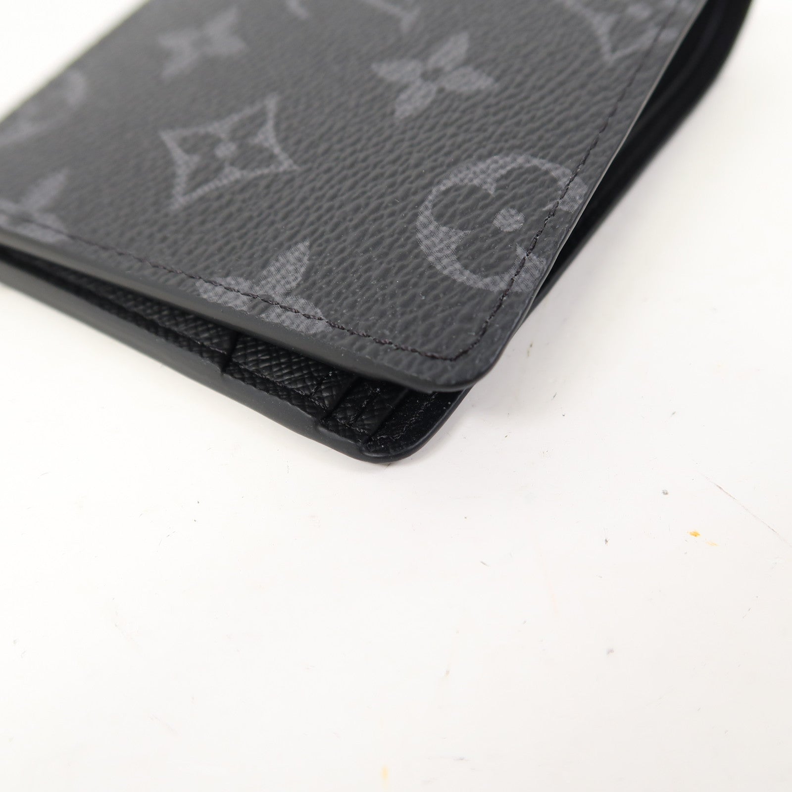 LOUIS VUITTON Monogram Eclipse Multiple Wallet錢包黑色