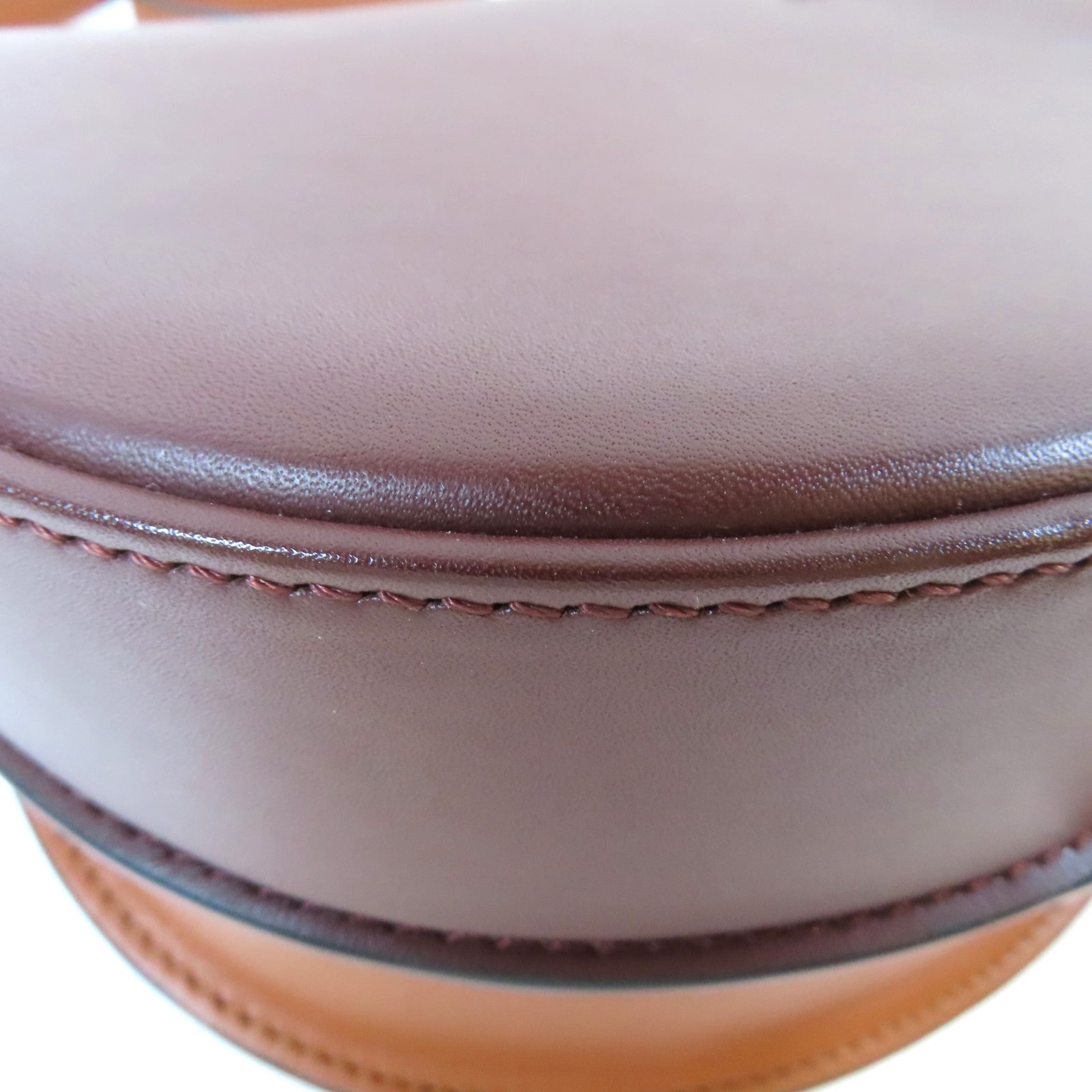 LOEWE 【激減優惠】牛皮皮革Heel Dou金扣肩背袋啡色