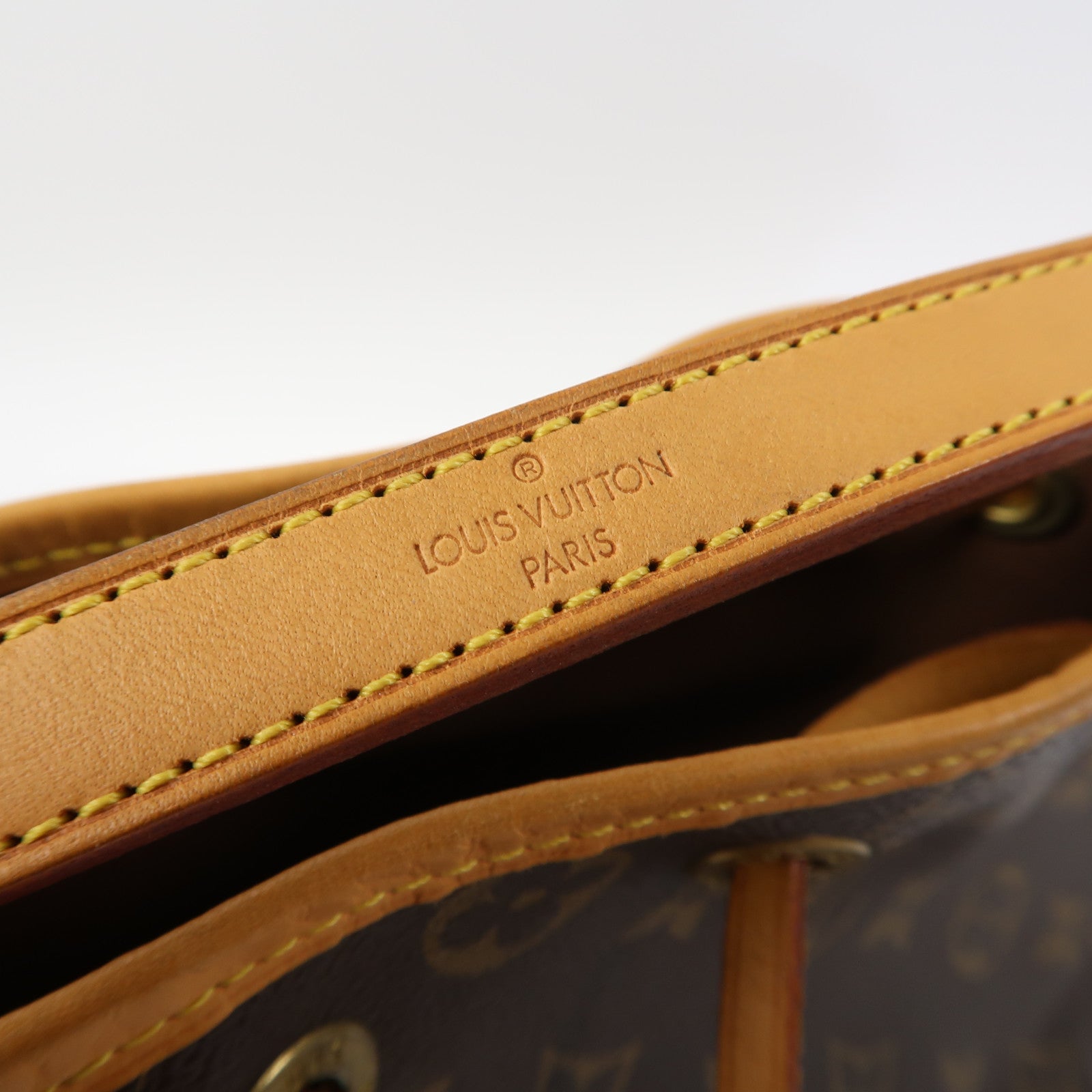 LOUIS VUITTON Monogram Mini Noe金扣手挽袋啡色