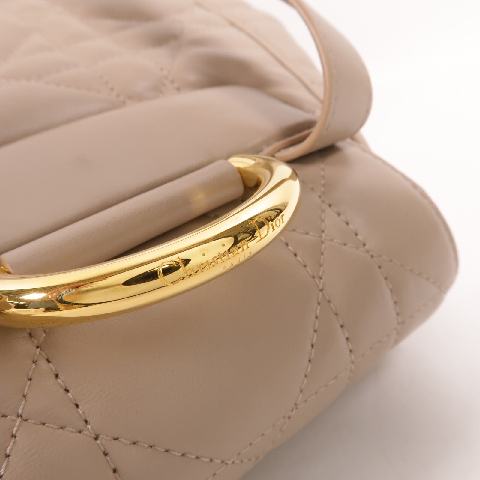 Dior 羊皮皮革Medium Dior Caro Backpack背包