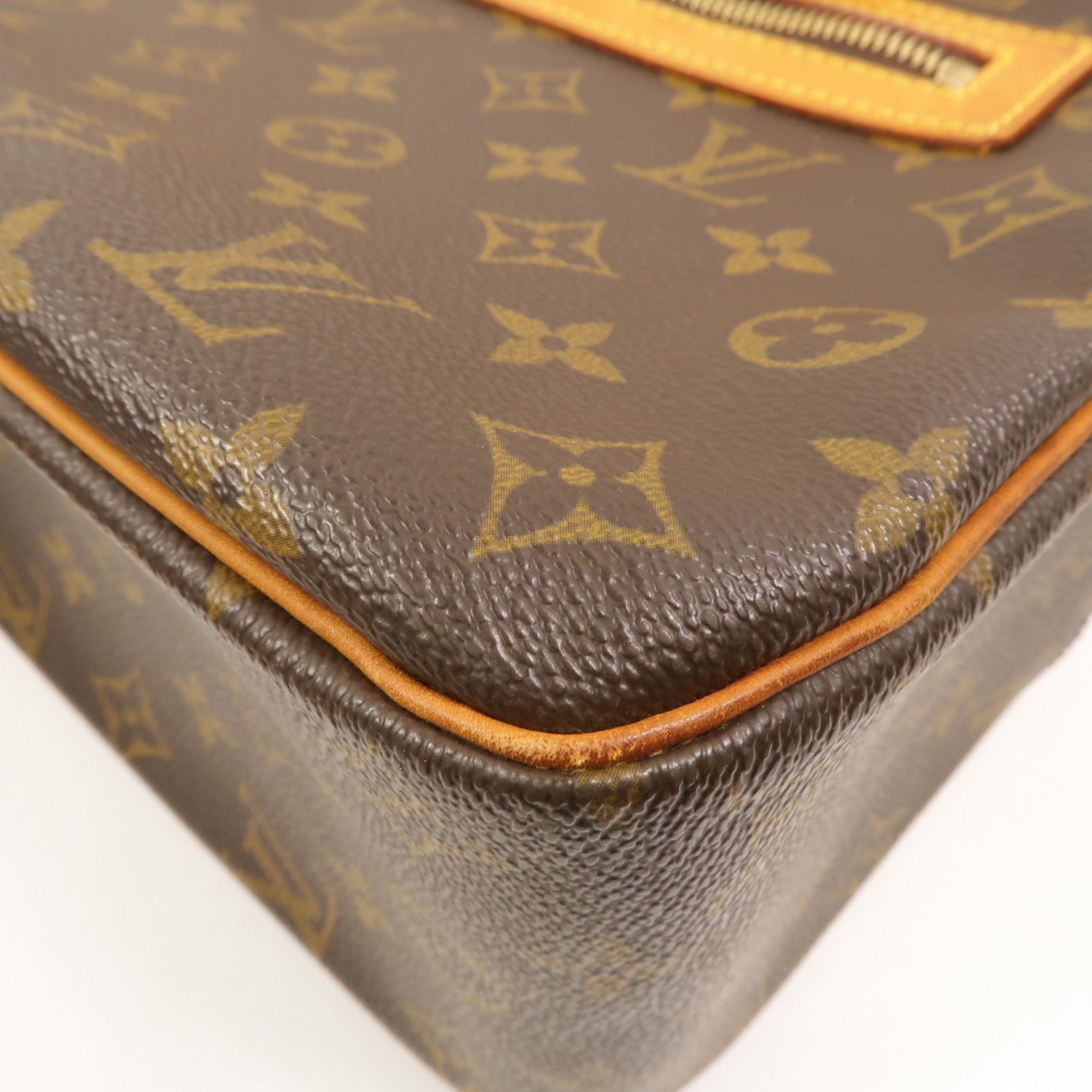 LOUIS VUITTON Monogram Cite GM肩背袋