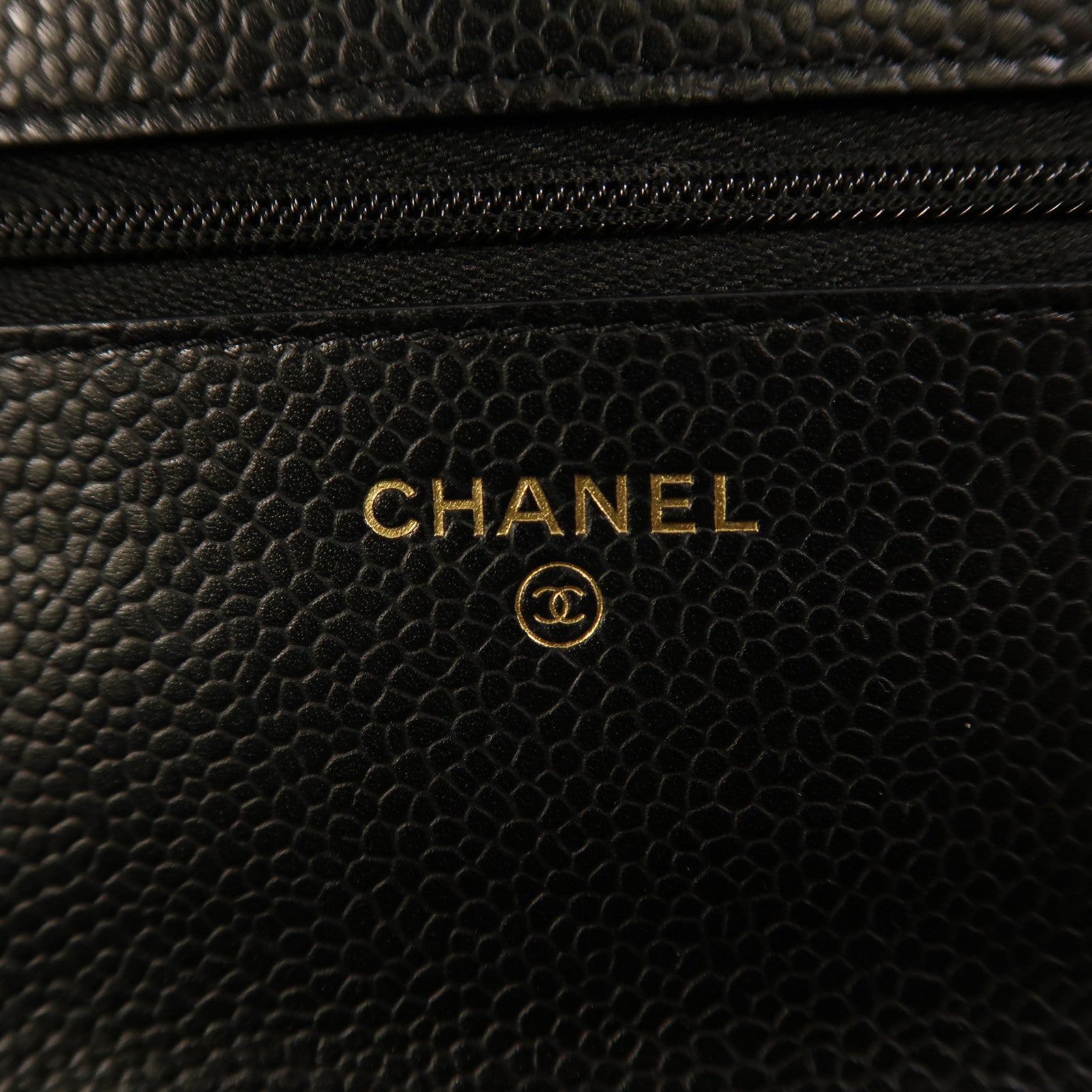 CHANEL 牛皮皮革WOC Wallet On Chain金扣鏈帶肩背袋