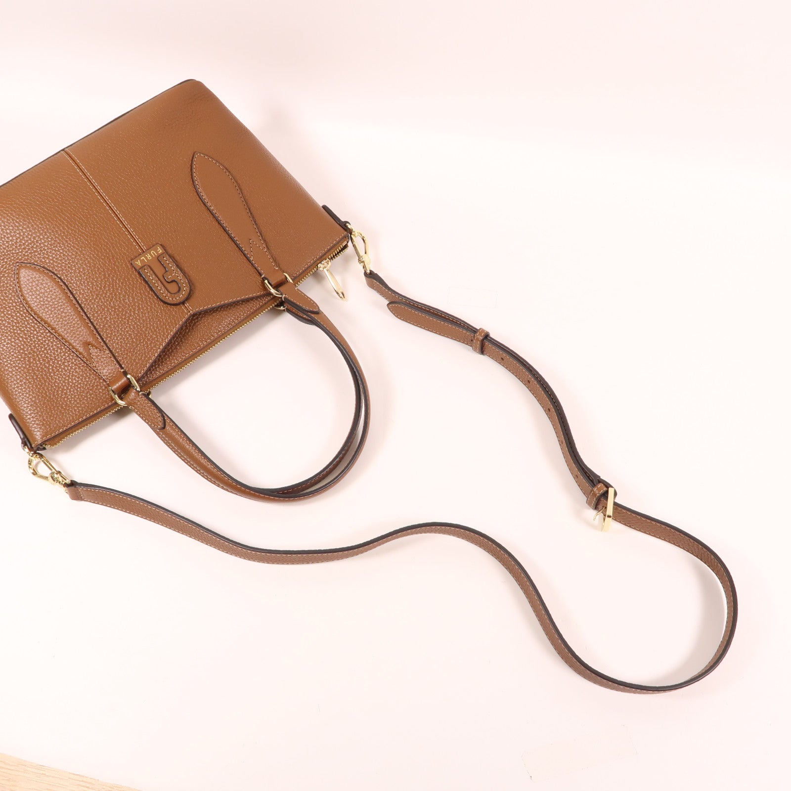 Furla 牛皮皮革2 Way Shoulder金扣手挽肩背兩用袋棕色