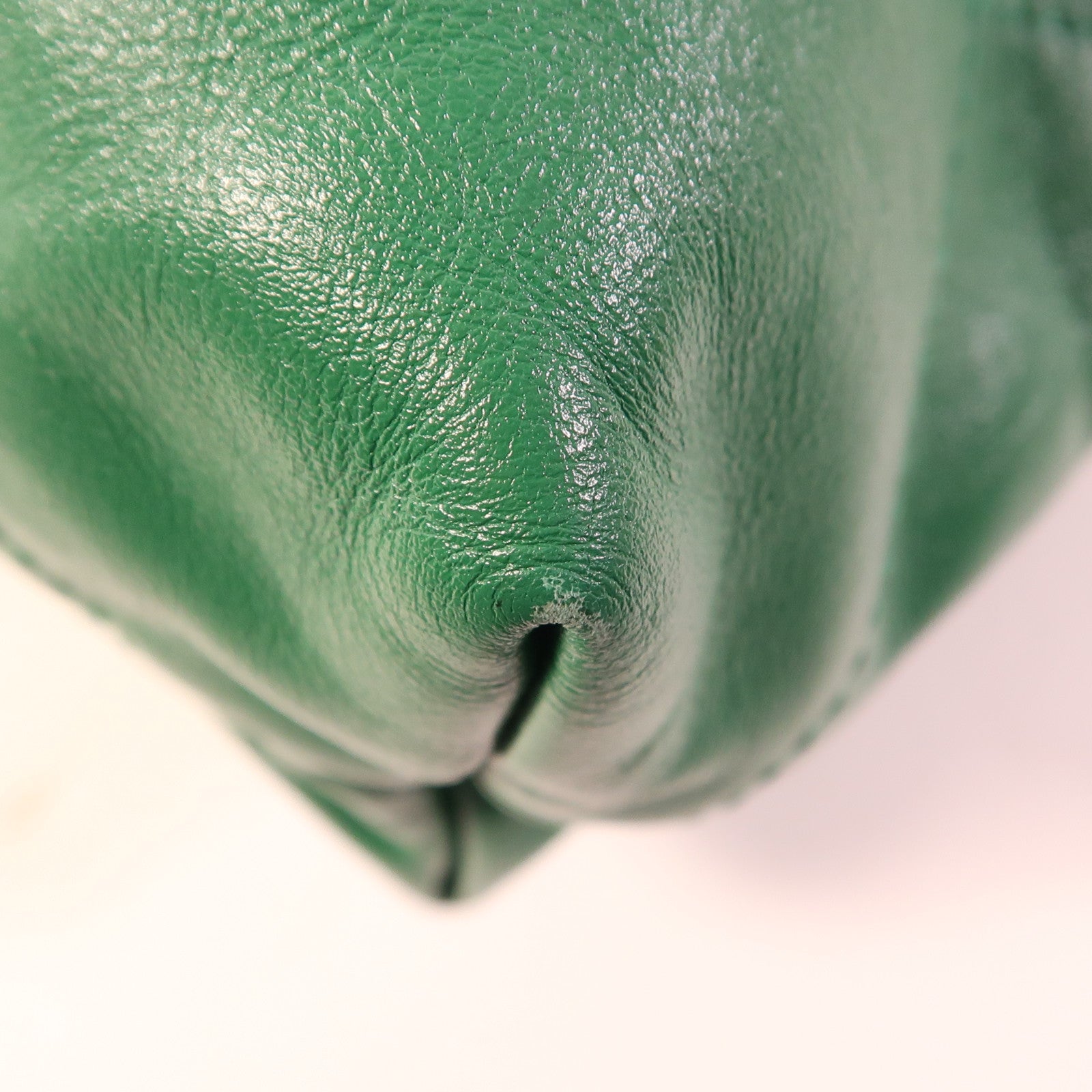 CHANEL 皮革Chanel 22 Small金扣鏈帶肩背袋