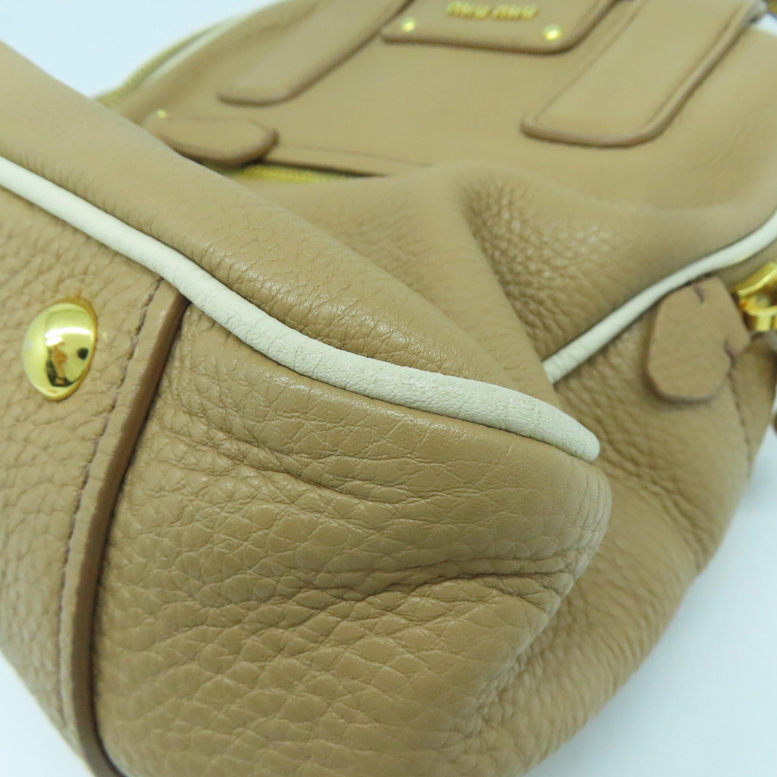 Miu Miu 牛皮皮革2 Way Shoulder金扣手挽肩背兩用袋啡色