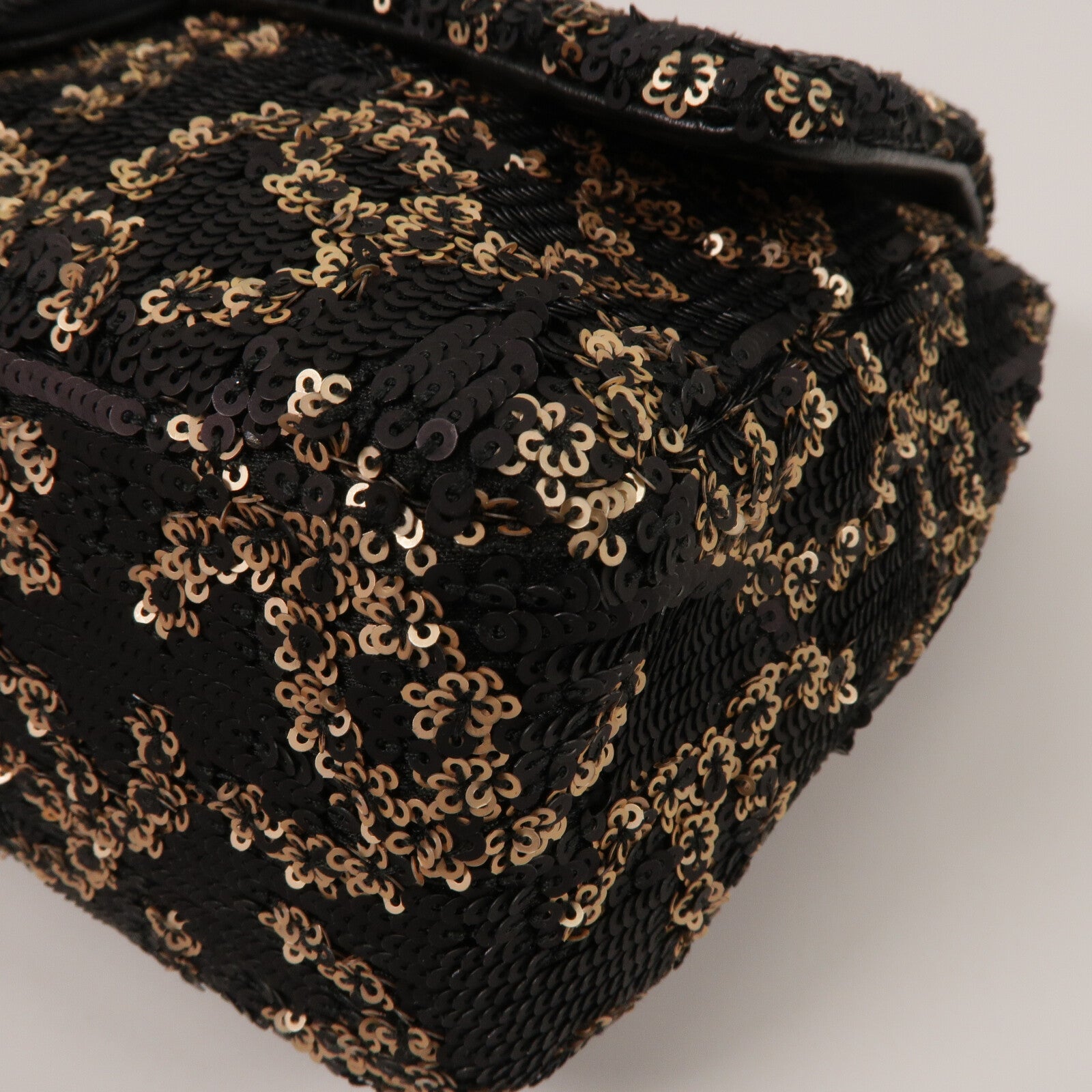 CHANEL 珠片Chain Shoulder鏈帶肩背袋