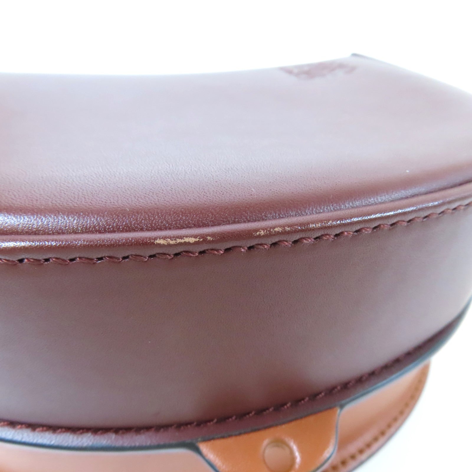 LOEWE 【激減優惠】牛皮皮革Heel Dou金扣肩背袋啡色
