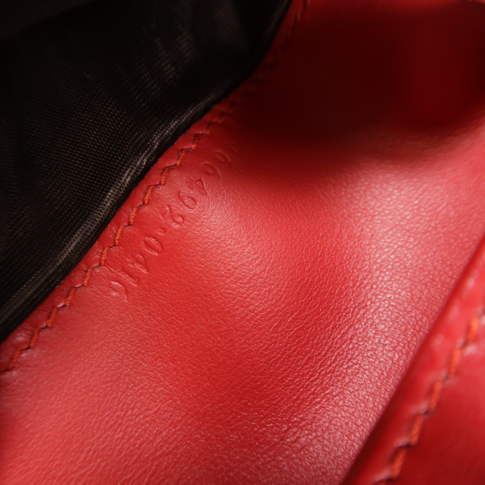 GUCCI GG GHW GG Marmont Card Case Calfskin Leather 466492 E12591 Red