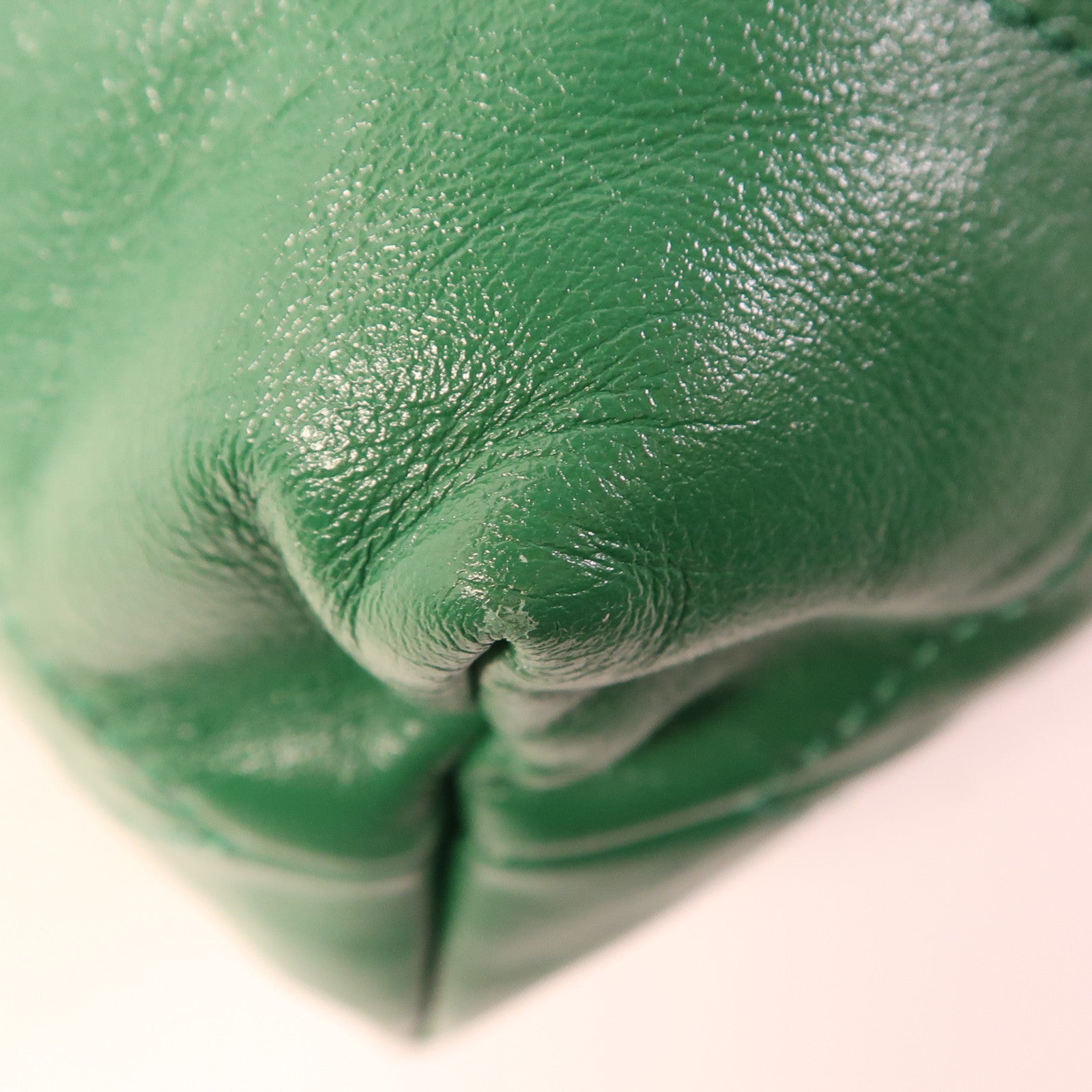 CHANEL 皮革Chanel 22 Small金扣鏈帶肩背袋