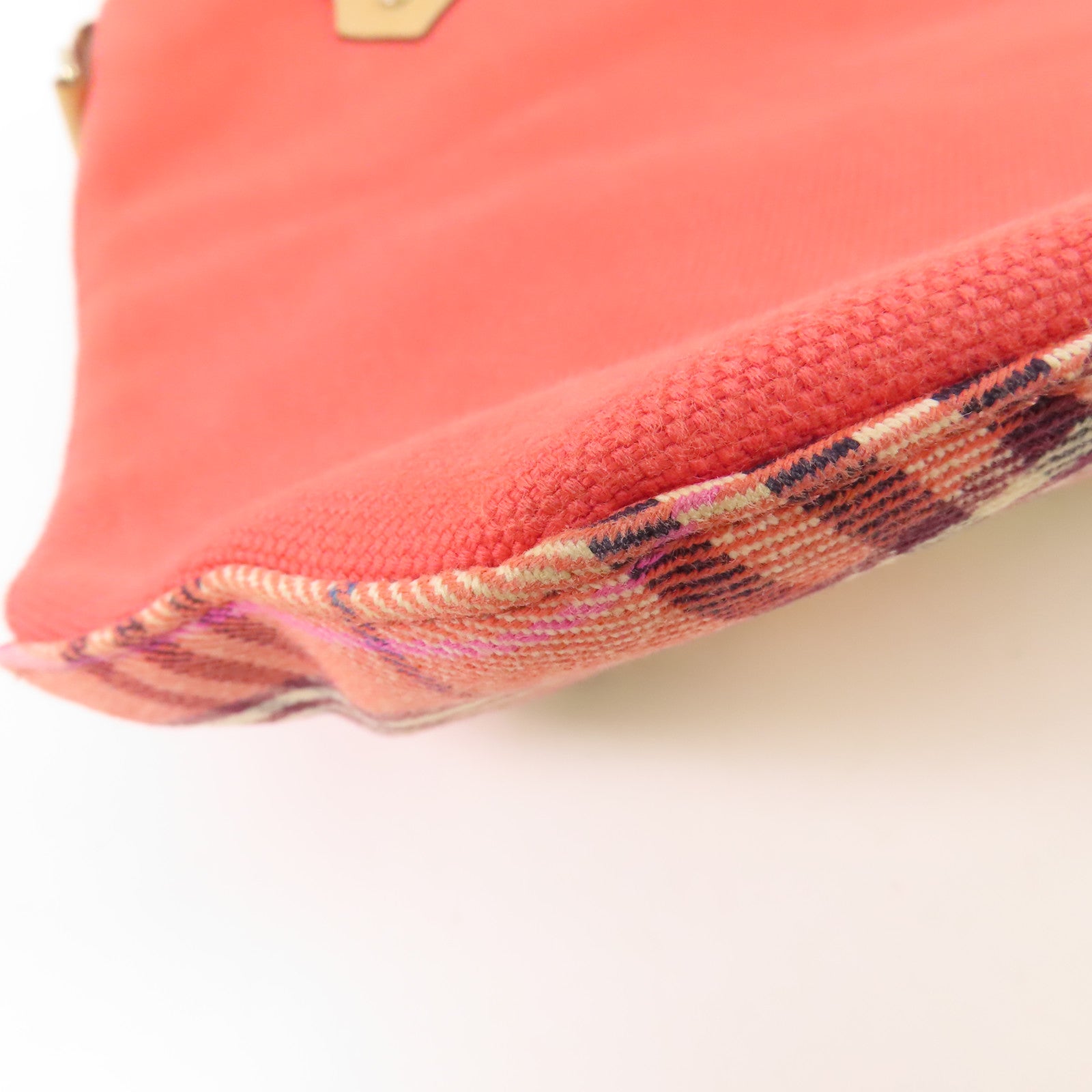 BURBERRY 帆布Handbag銀扣手挽袋