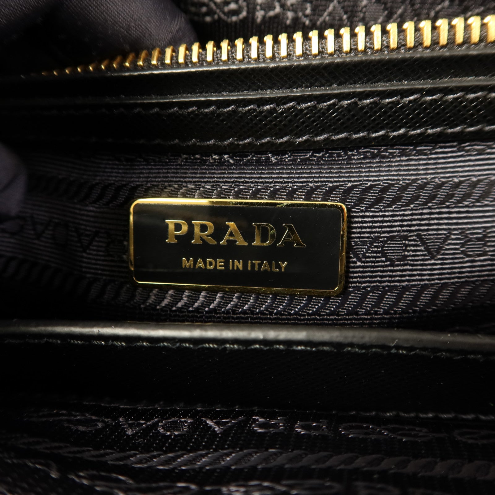 PRADA Saffiano皮革Galleria金扣手挽肩背兩用袋
