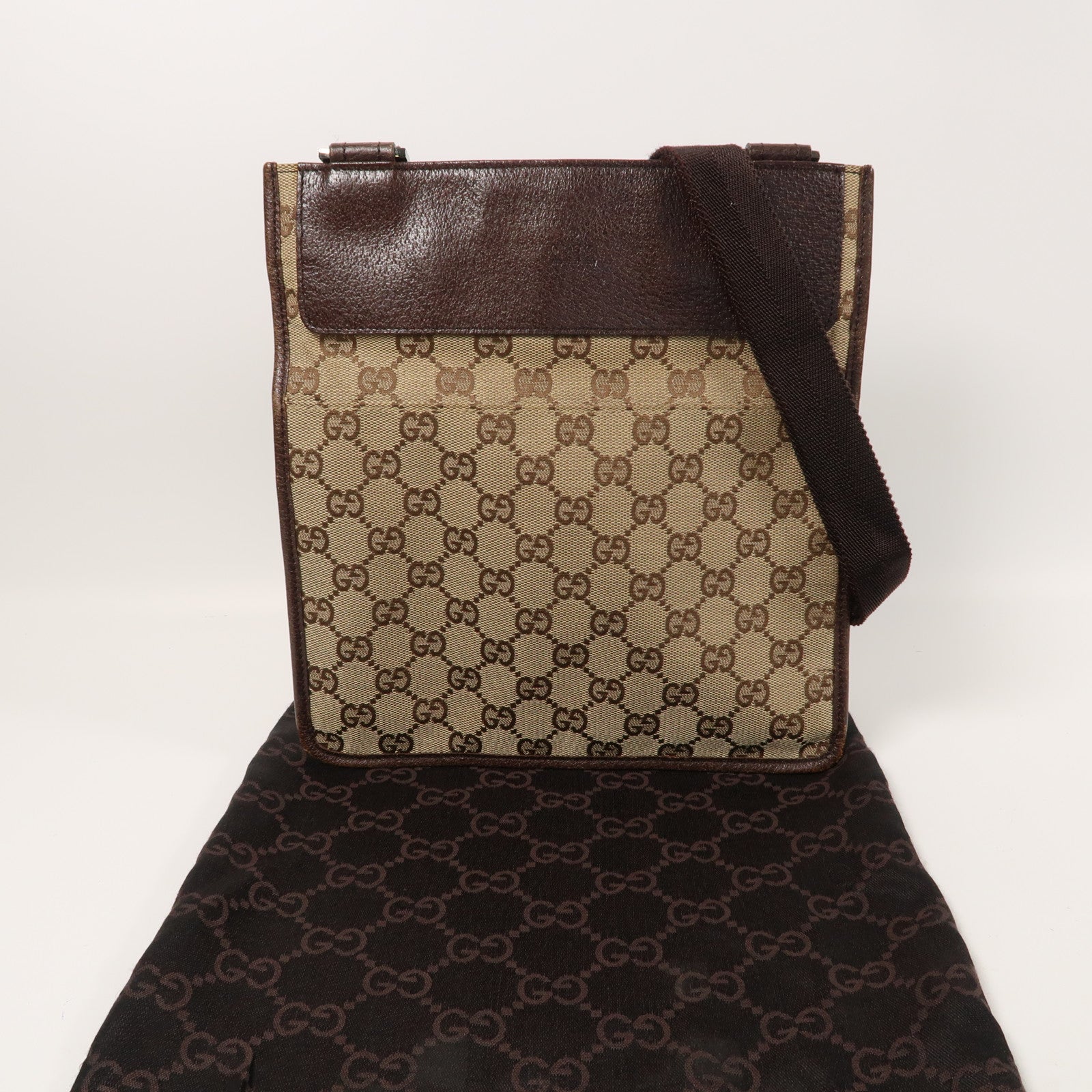 GUCCI 帆布Crossbody Shoulder Bag銀扣肩背袋啡色