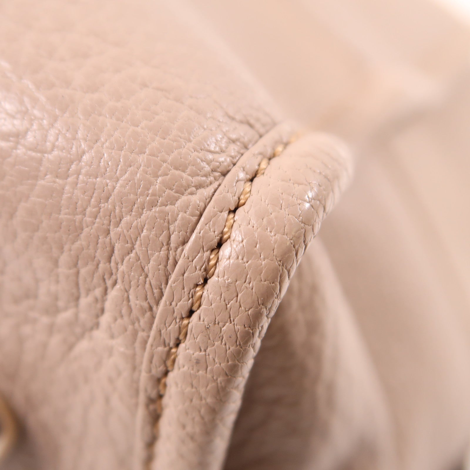 LOEWE 牛皮皮革Handbag銀扣手挽袋淺棕色