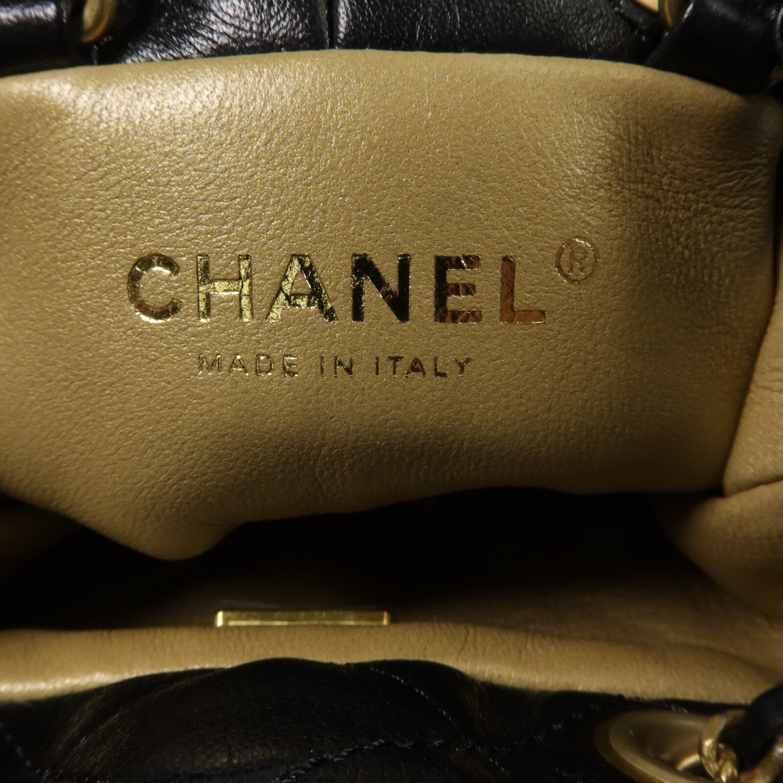 CHANEL 羊皮皮革Bucket Bag鏈帶肩背袋