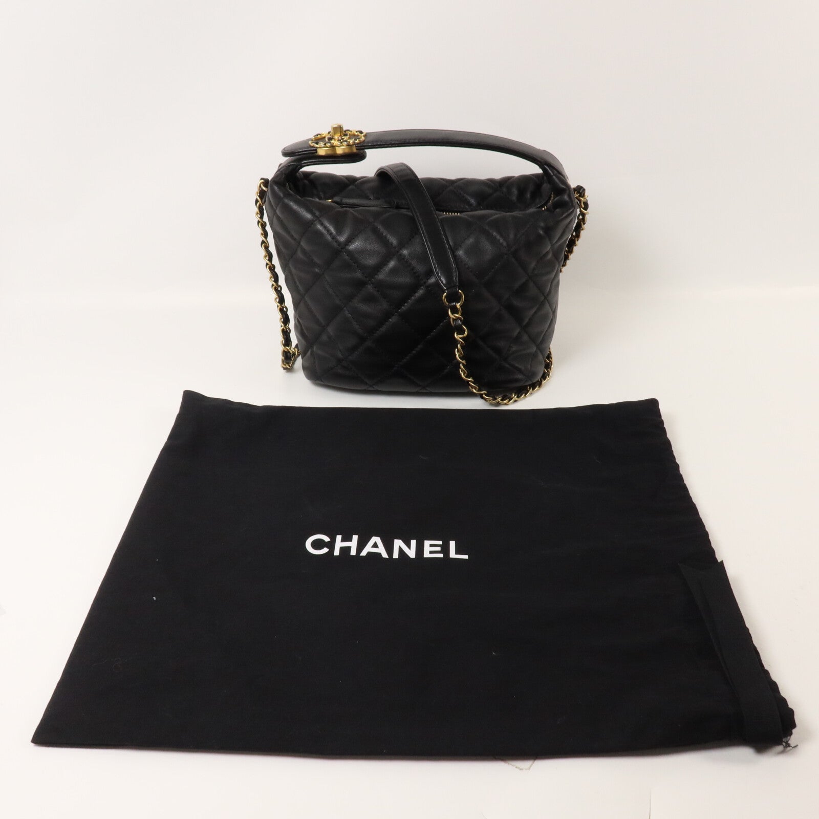 CHANEL 羊皮皮革19 Hobo Bag鏈帶手挽肩背兩用袋
