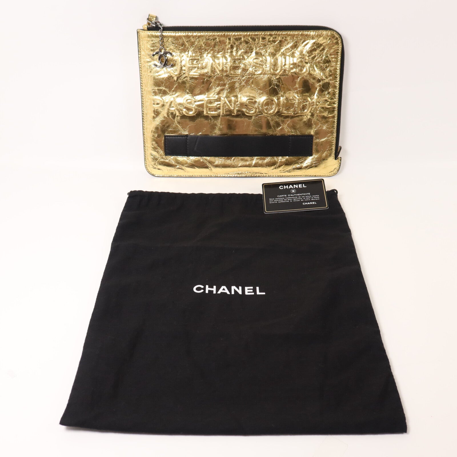CHANEL 羊皮皮革Feministe Mais Feminine Pouch手拿包