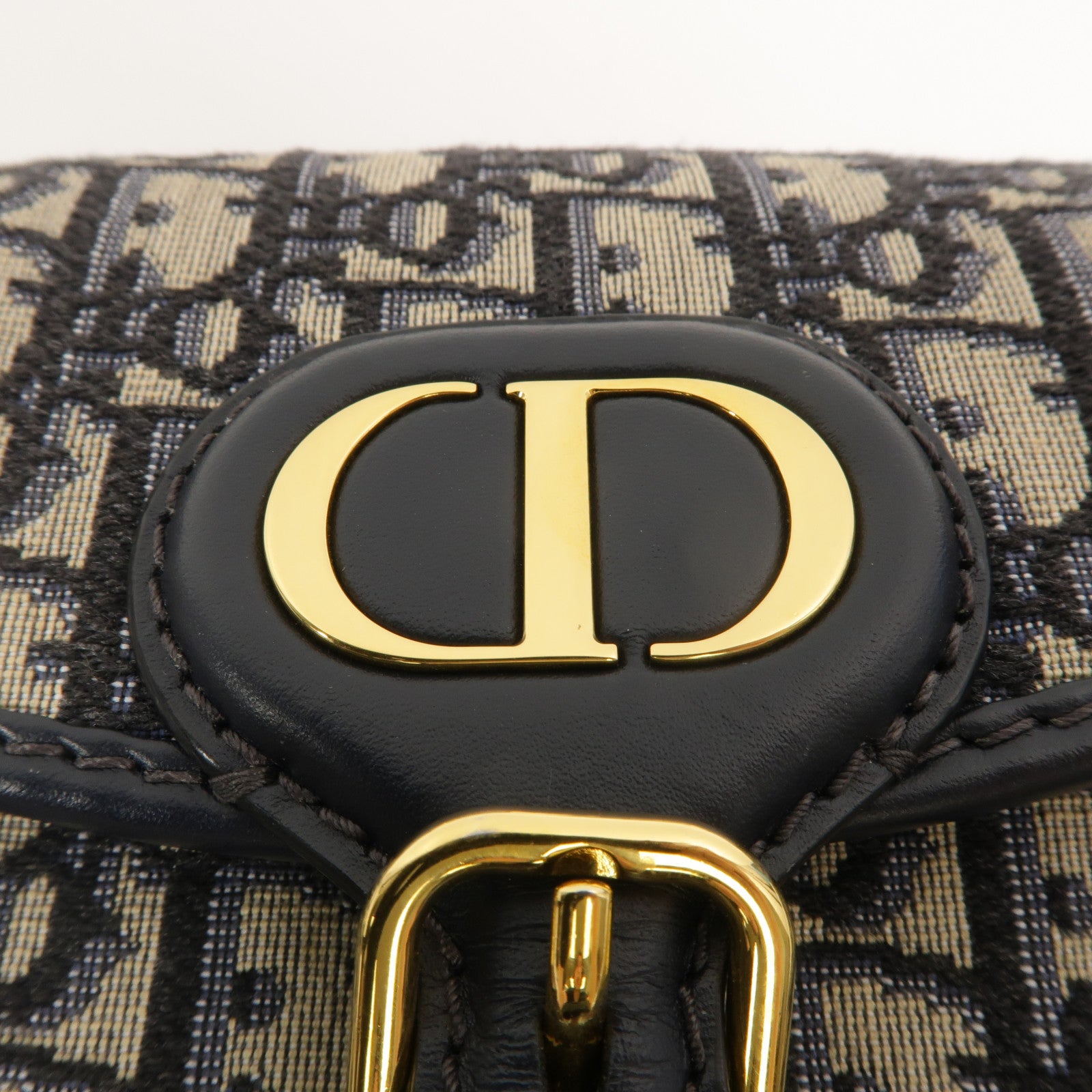Dior 帆布Mini Bobby肩背袋