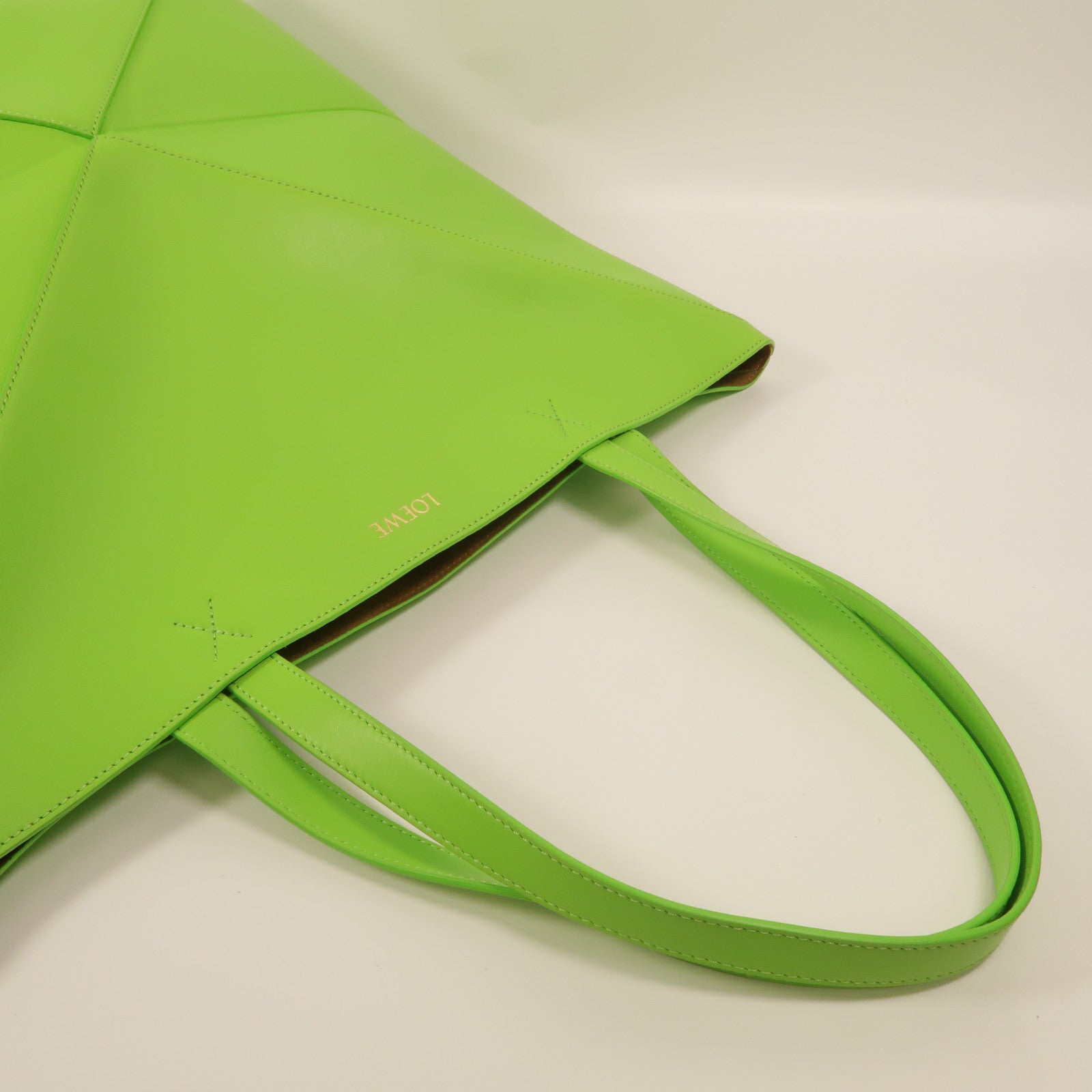 LOEWE 牛皮皮革Puzzle Fold Tote肩背袋