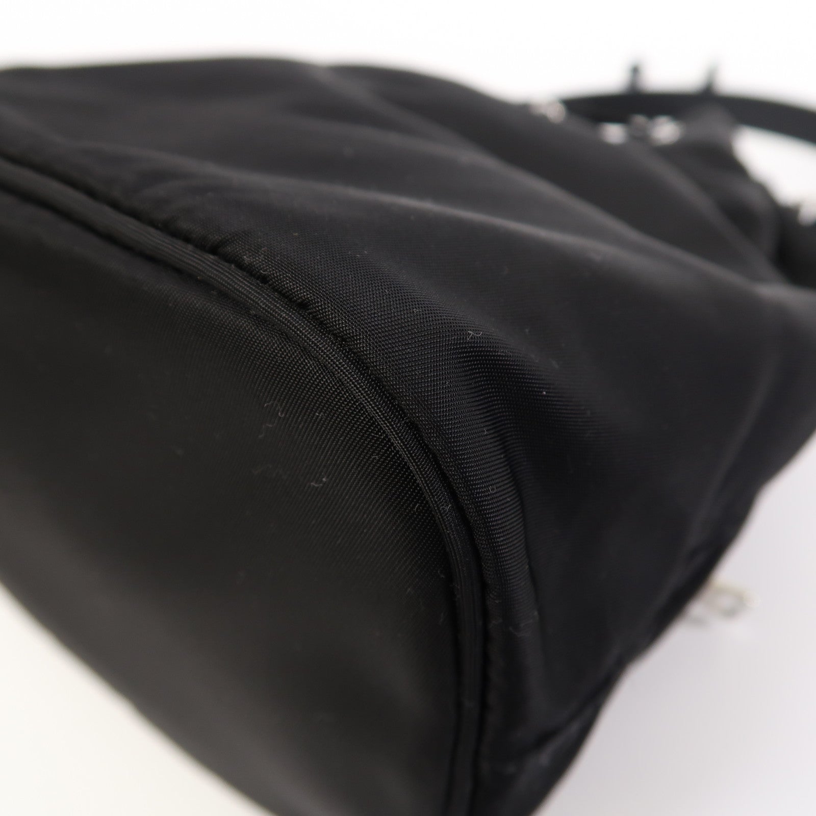 PRADA 尼龍Hand Bag銀扣手挽肩背兩用袋黑色