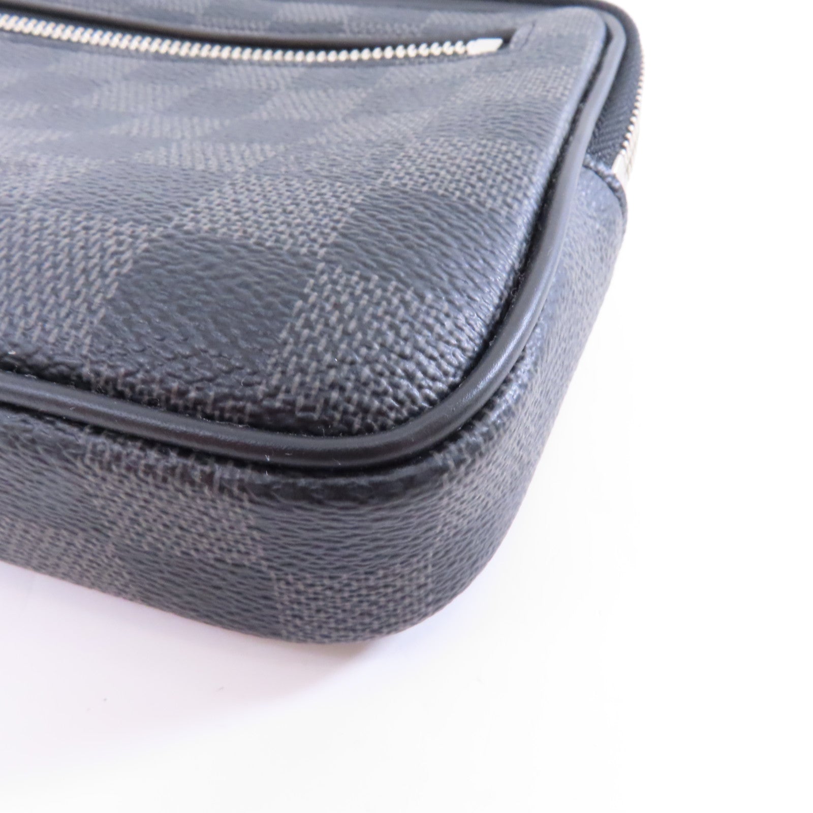 LOUIS VUITTON Damier Alpha Cluch銀扣手拿包黑色