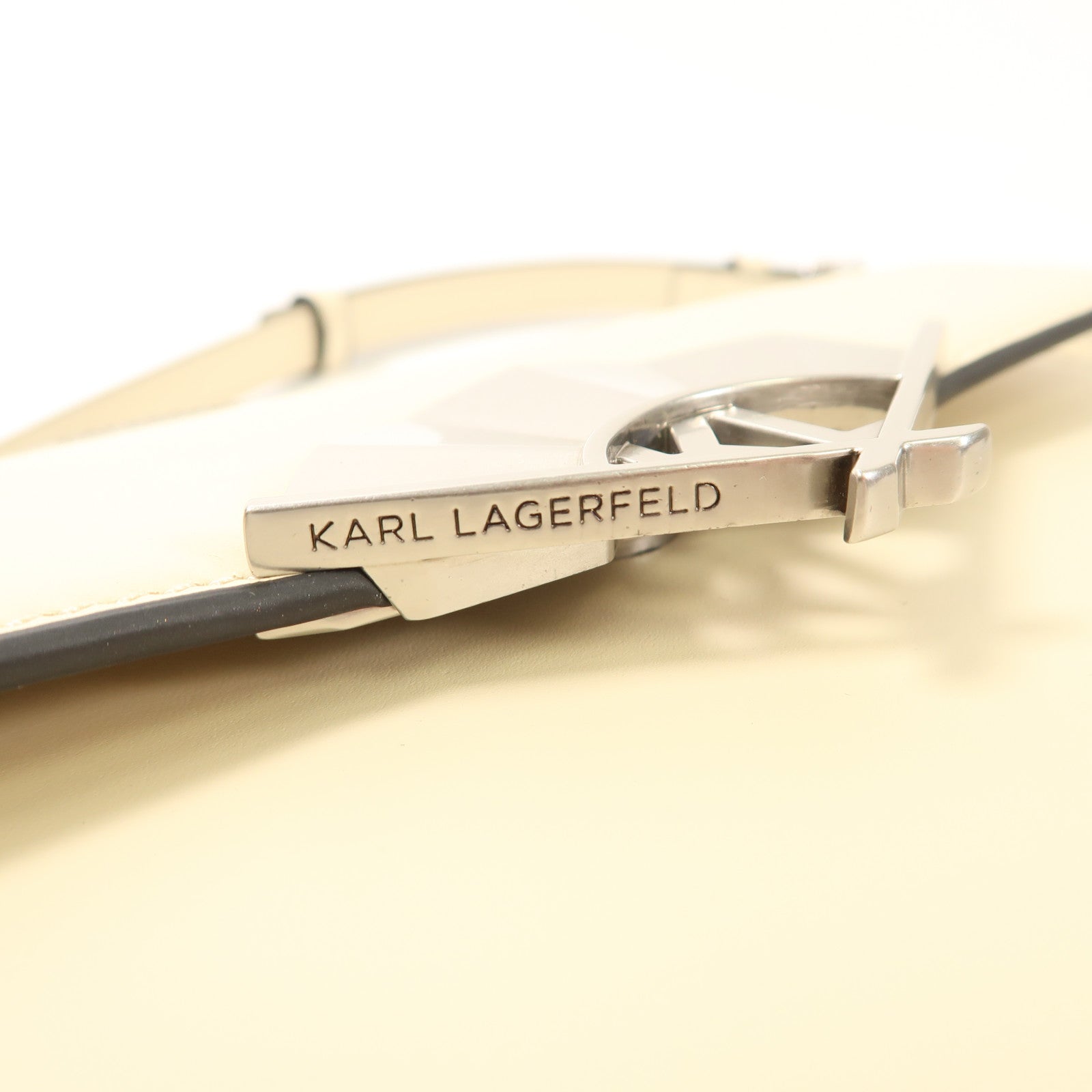 KARL LAGERFELD 牛皮皮革Karl Lagerfeld銀扣手挽肩背兩用袋