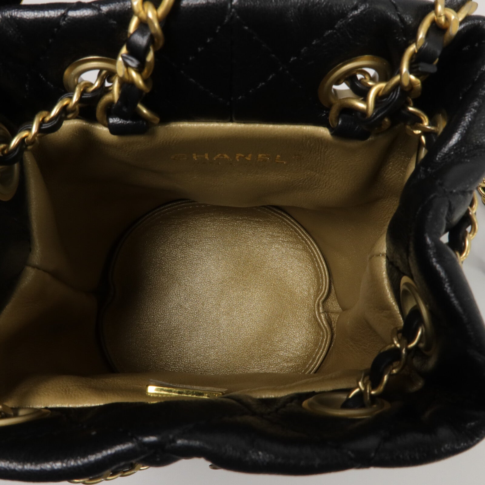CHANEL 羊皮皮革Bucket Bag鏈帶肩背袋