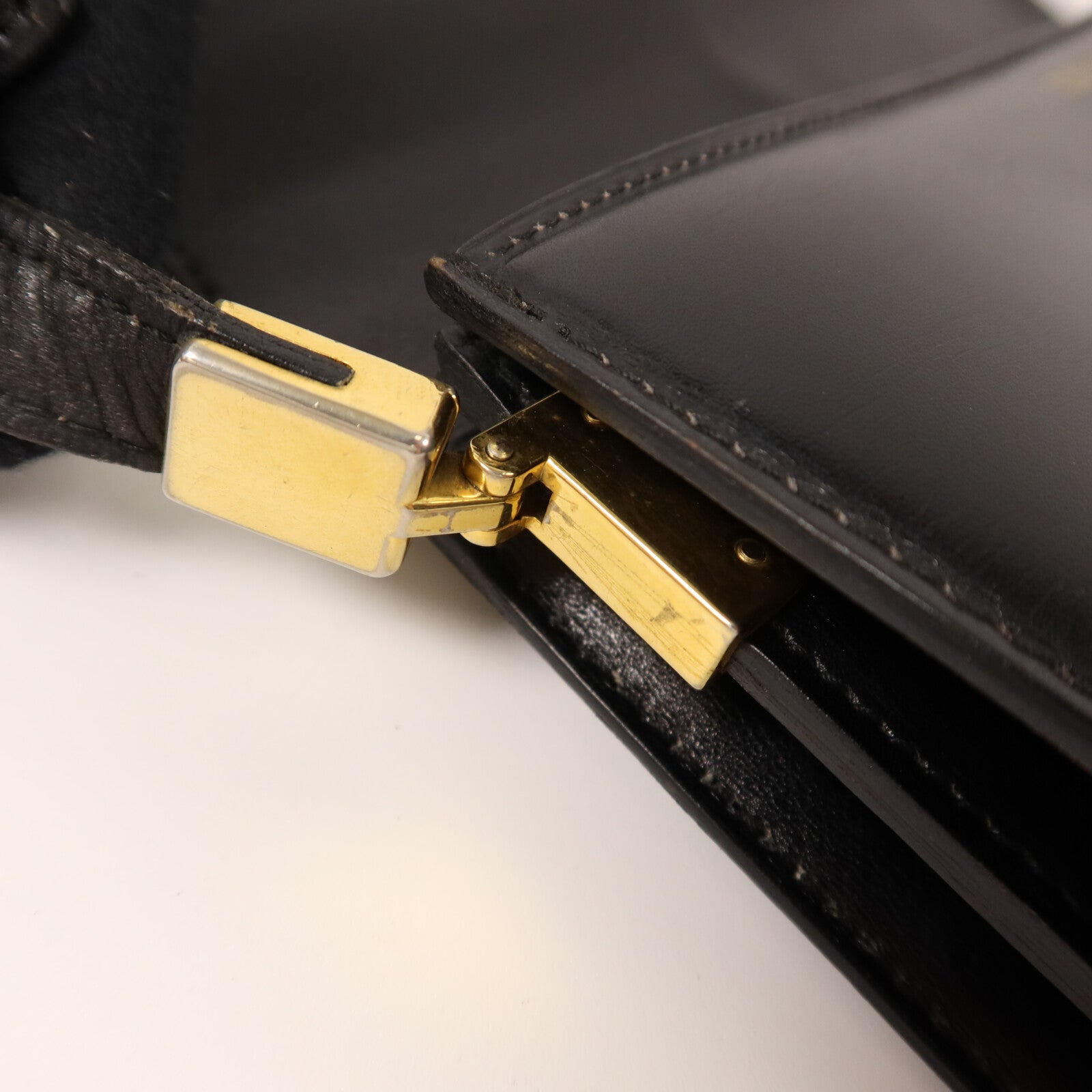 CELINE 牛皮皮革Vintage Shoulder Bag肩背袋