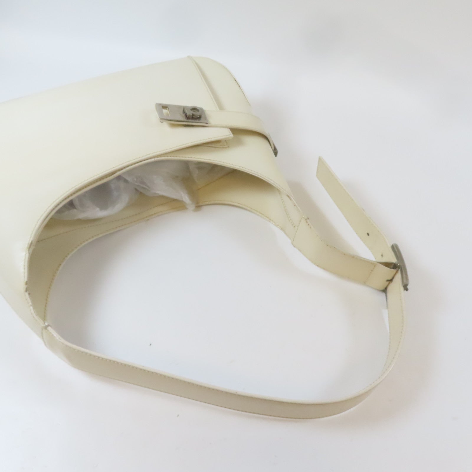 Salvatore Ferragamo 牛皮皮革Shoulder Bag銀扣手挽袋白色