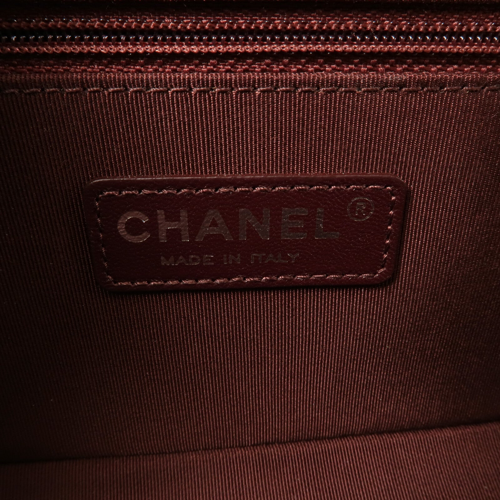 CHANEL 羊皮皮革Carmera Bag鏈帶肩背袋