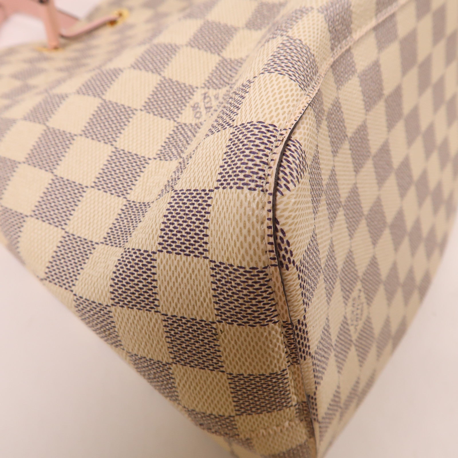 LOUIS VUITTON Damier Azur Neo Noe金扣肩背袋白色/粉紅色