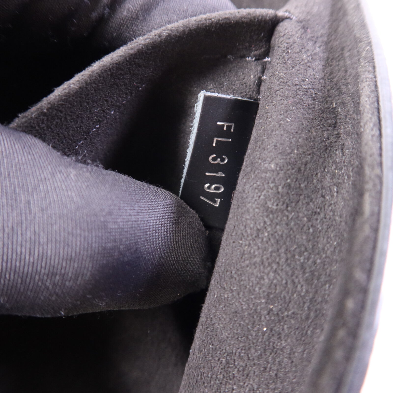 LOUIS VUITTON Epi Twist MM銀扣鏈帶肩背袋