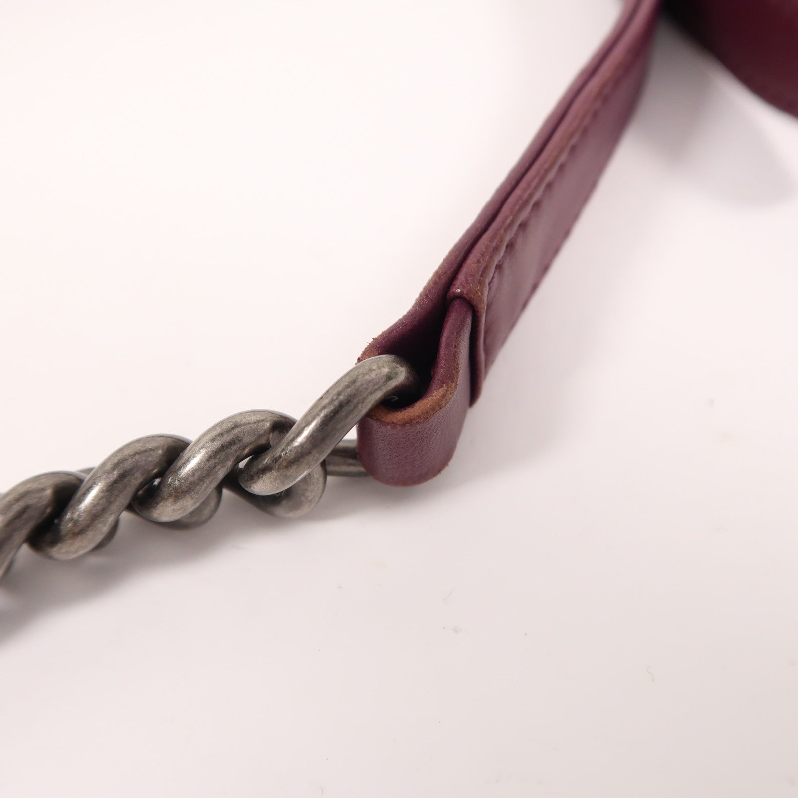 CHANEL Velvet Boy 20銀扣鏈帶肩背袋