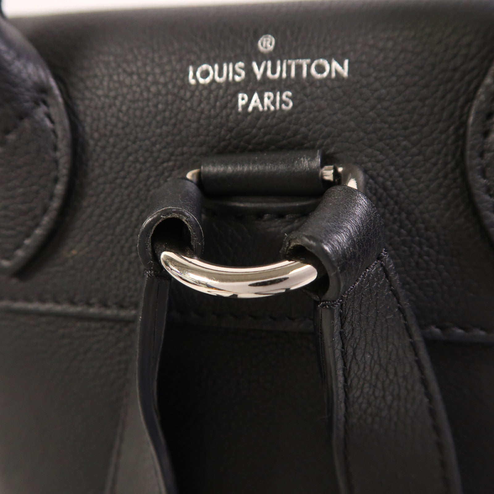 LOUIS VUITTON 【激減優惠】牛皮皮革Lock Me Backpack銀扣背包
