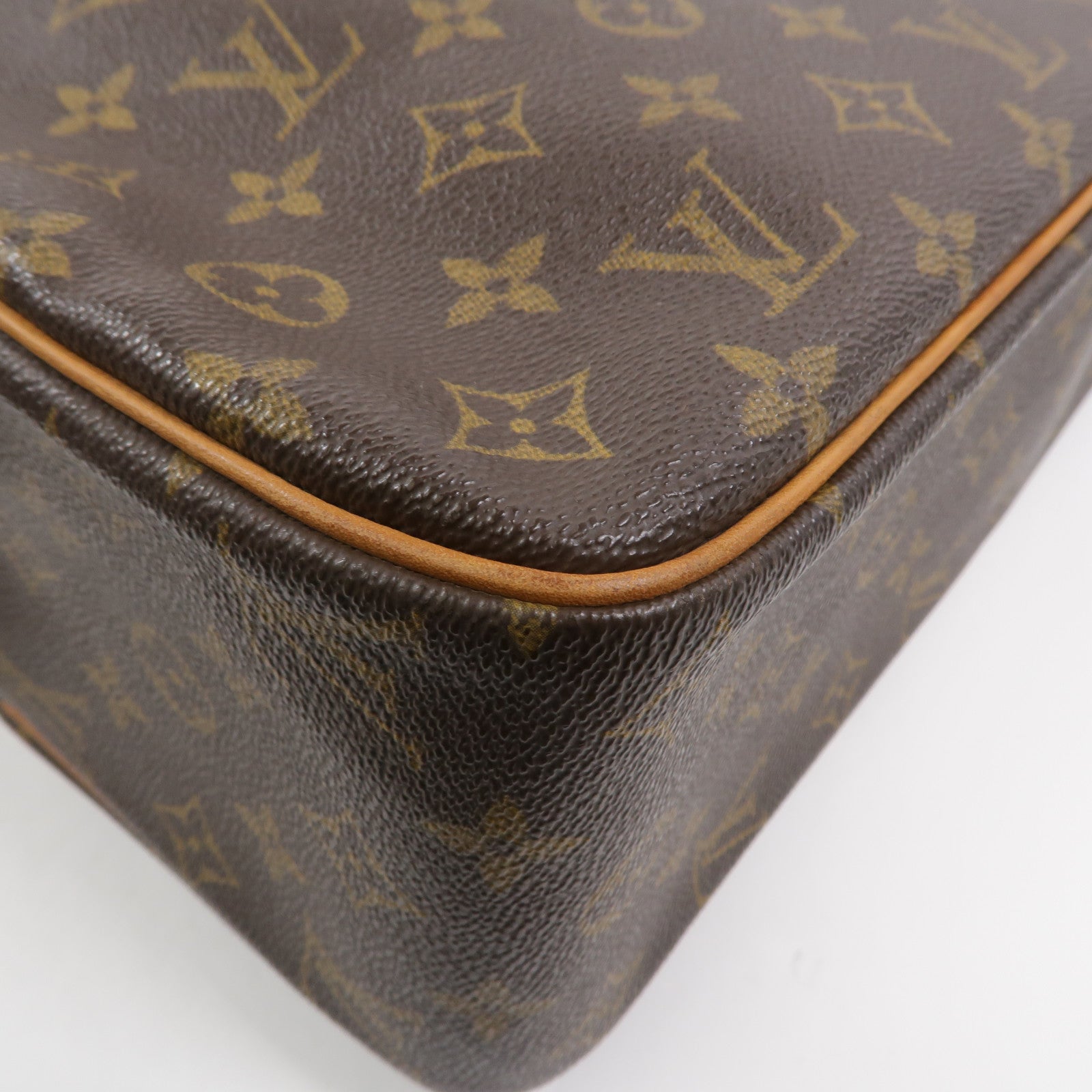 LOUIS VUITTON Monogram Cite GM肩背袋