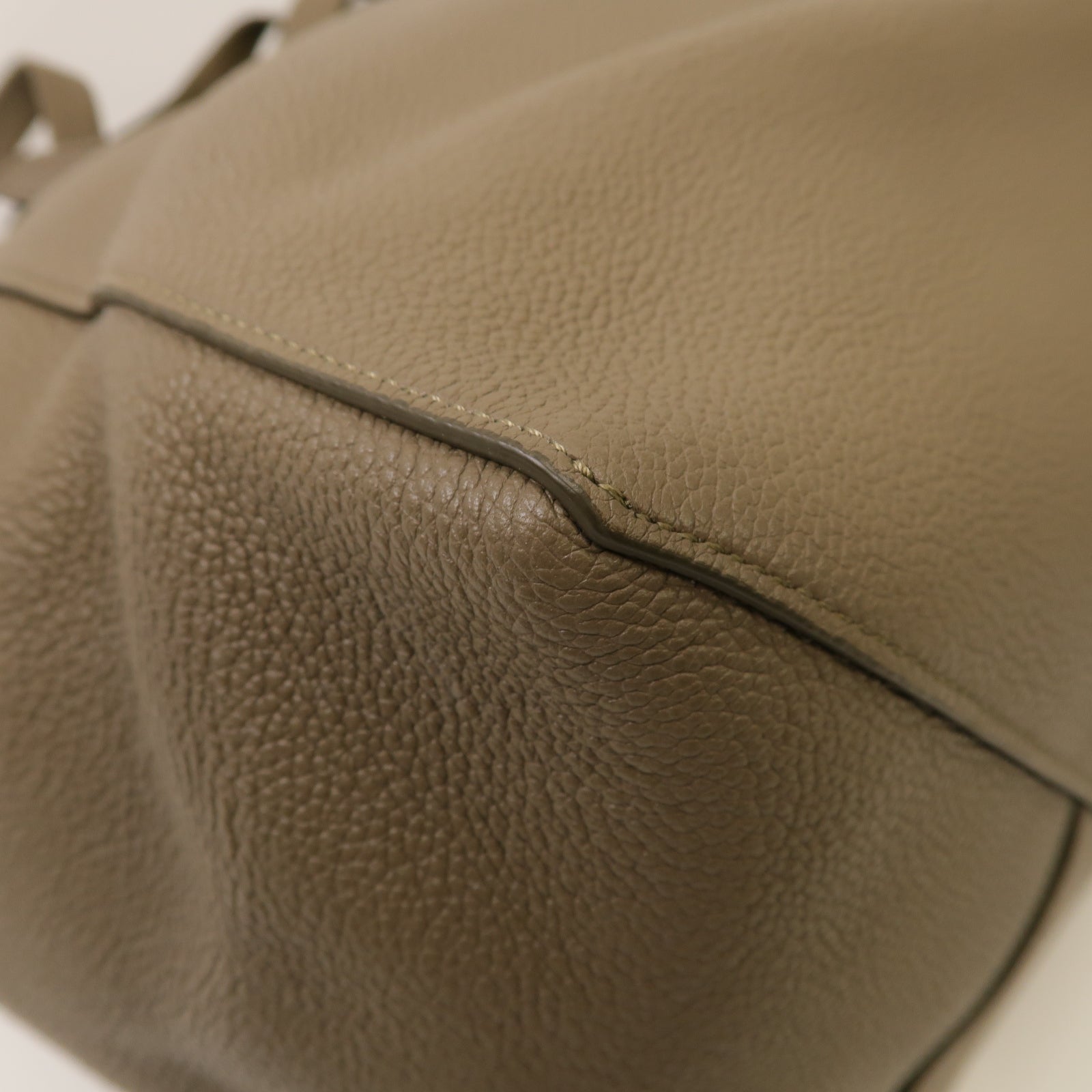 CELINE 牛皮皮革Shoulder Bag金扣肩背袋灰色