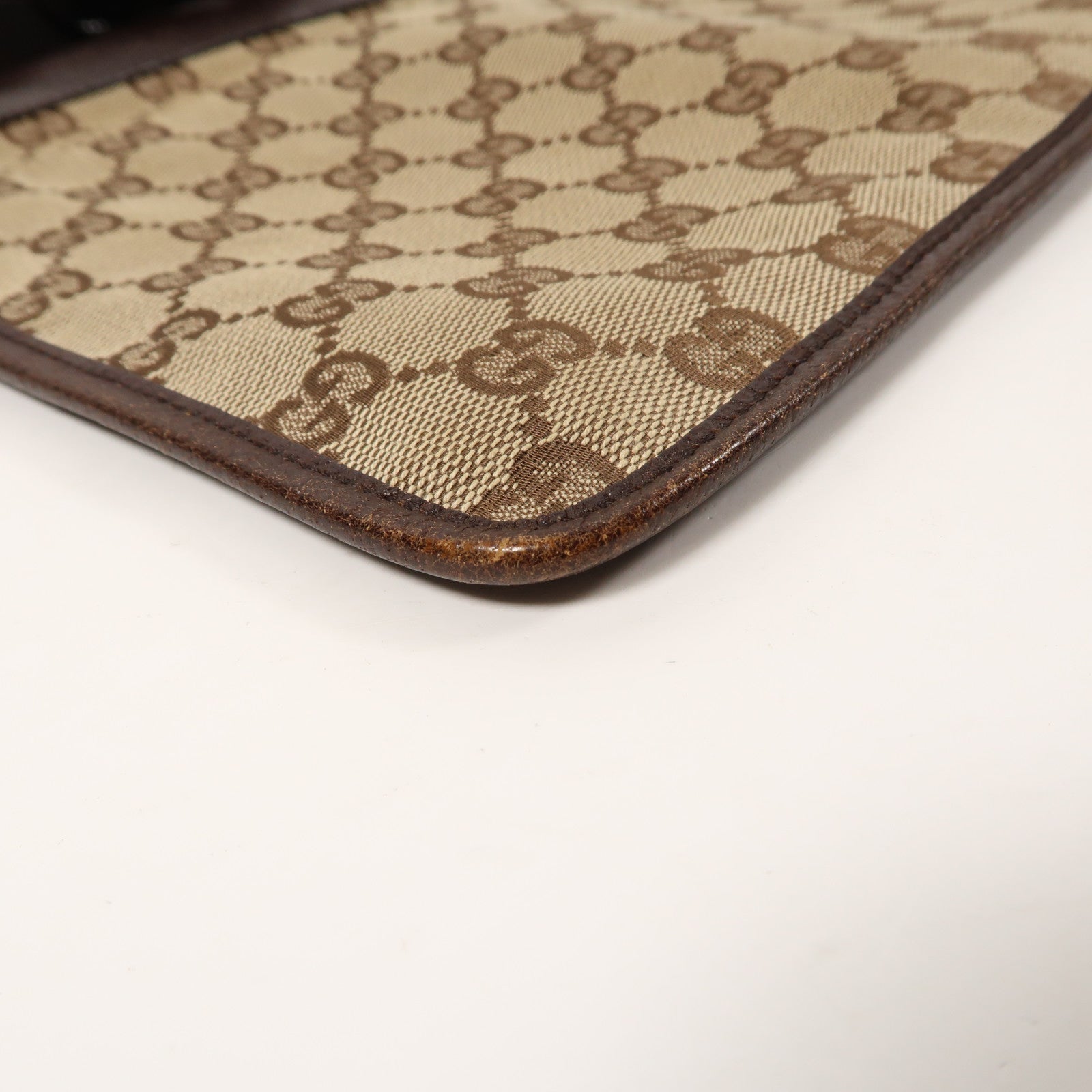 GUCCI 帆布Crossbody Shoulder Bag銀扣肩背袋啡色