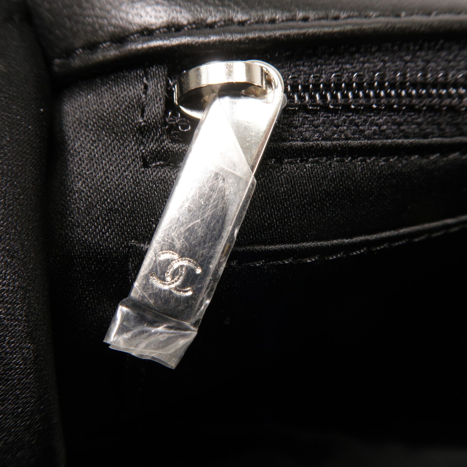 CHANEL 珠片Chain Shoulder鏈帶肩背袋