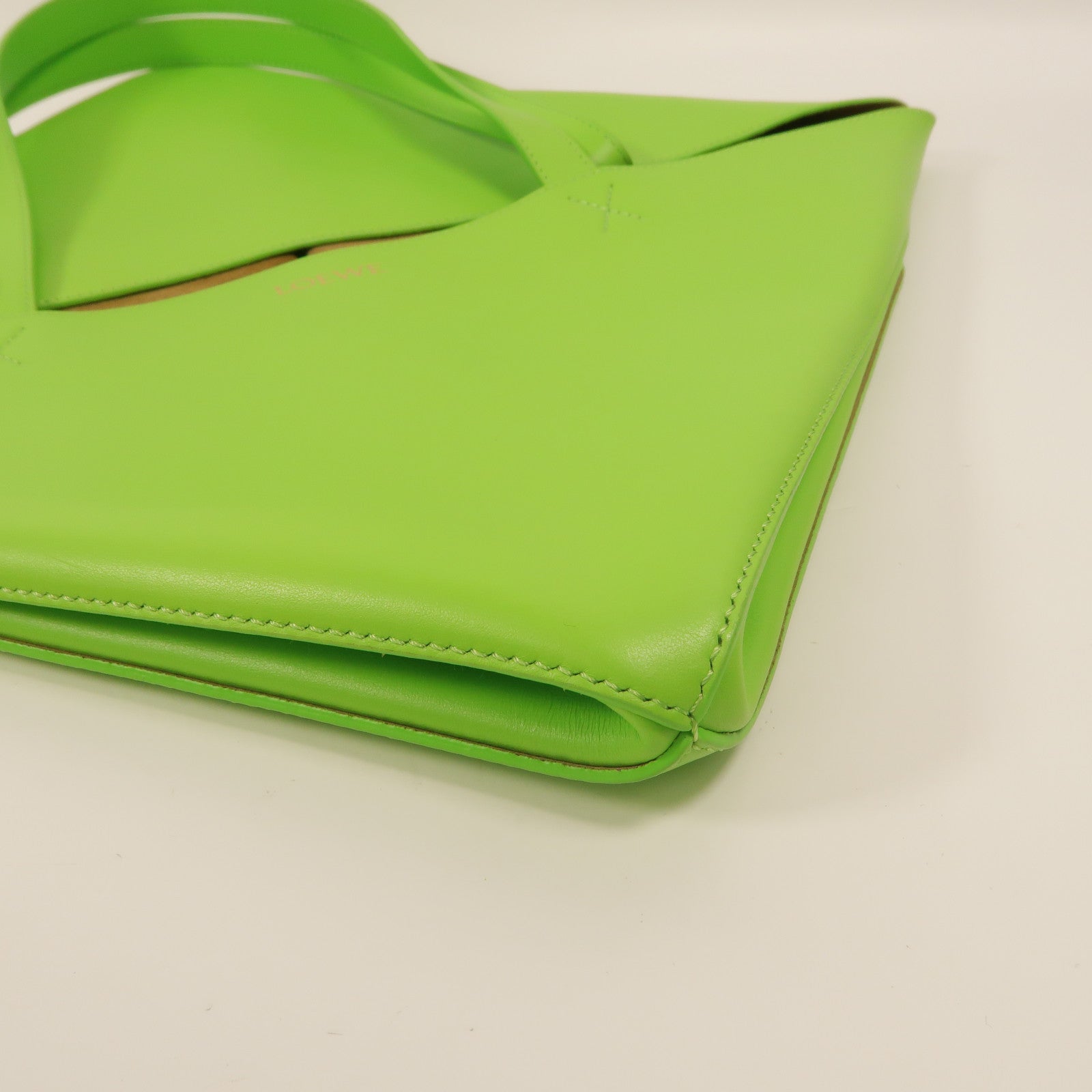 LOEWE 牛皮皮革Puzzle Fold Tote肩背袋