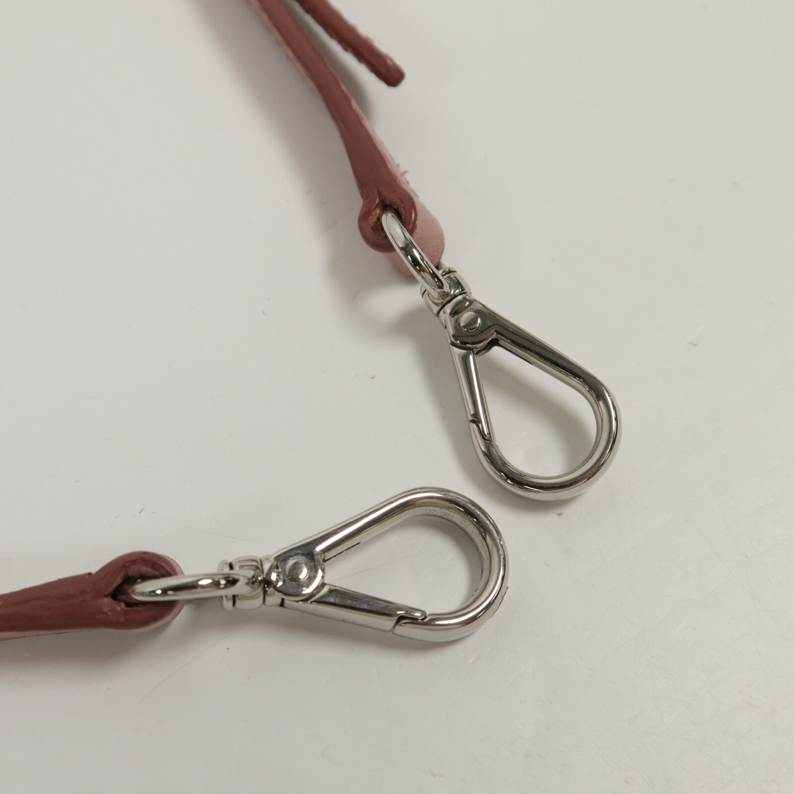 Miu Miu 牛皮皮革Shoulder Bag肩背袋