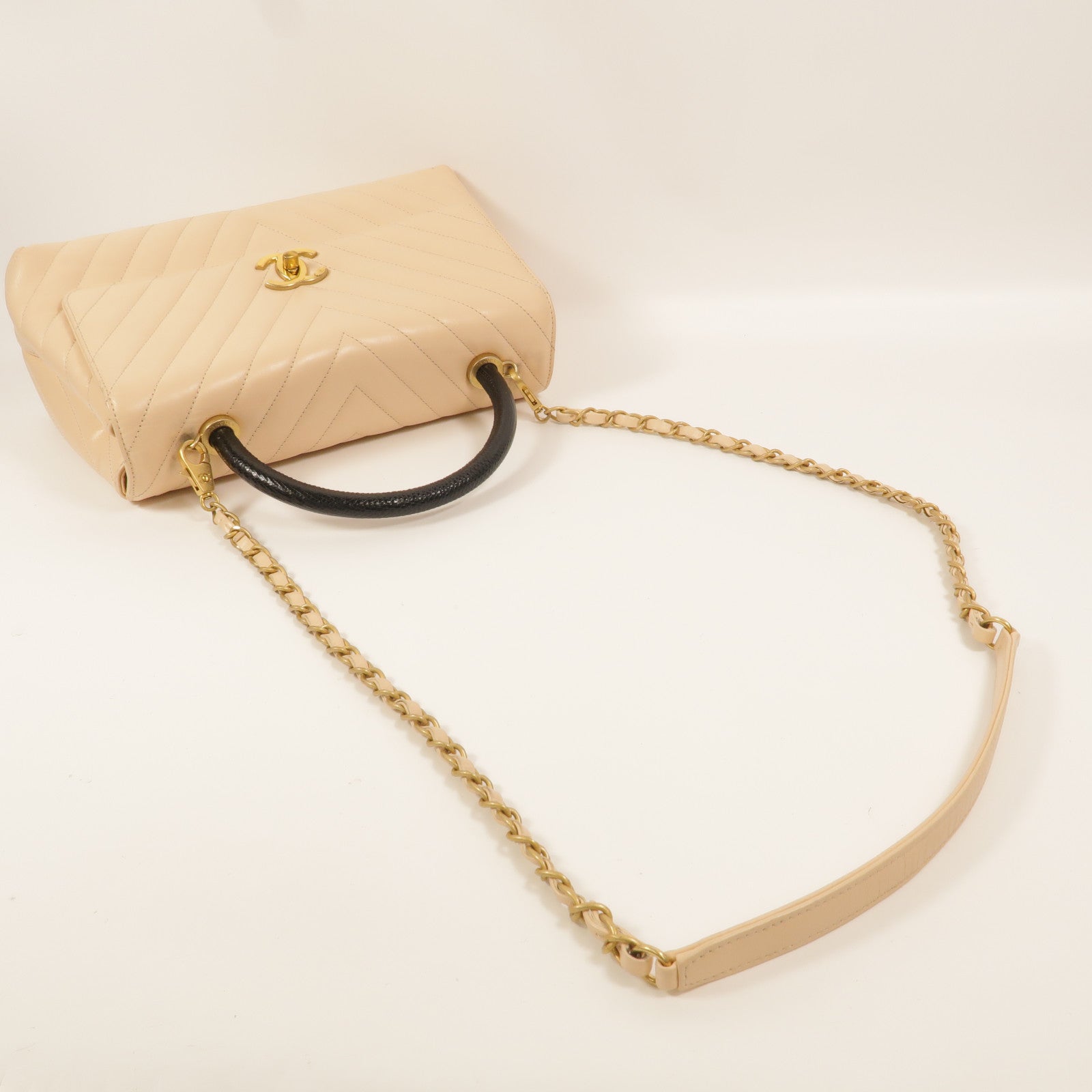 CHANEL 牛皮皮革Coco Handle Flap Bag鏈帶手挽肩背兩用袋
