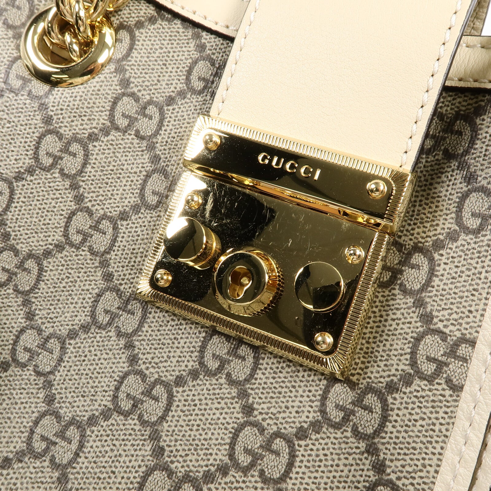 GUCCI 塗層帆布Padlock GG Small手挽袋