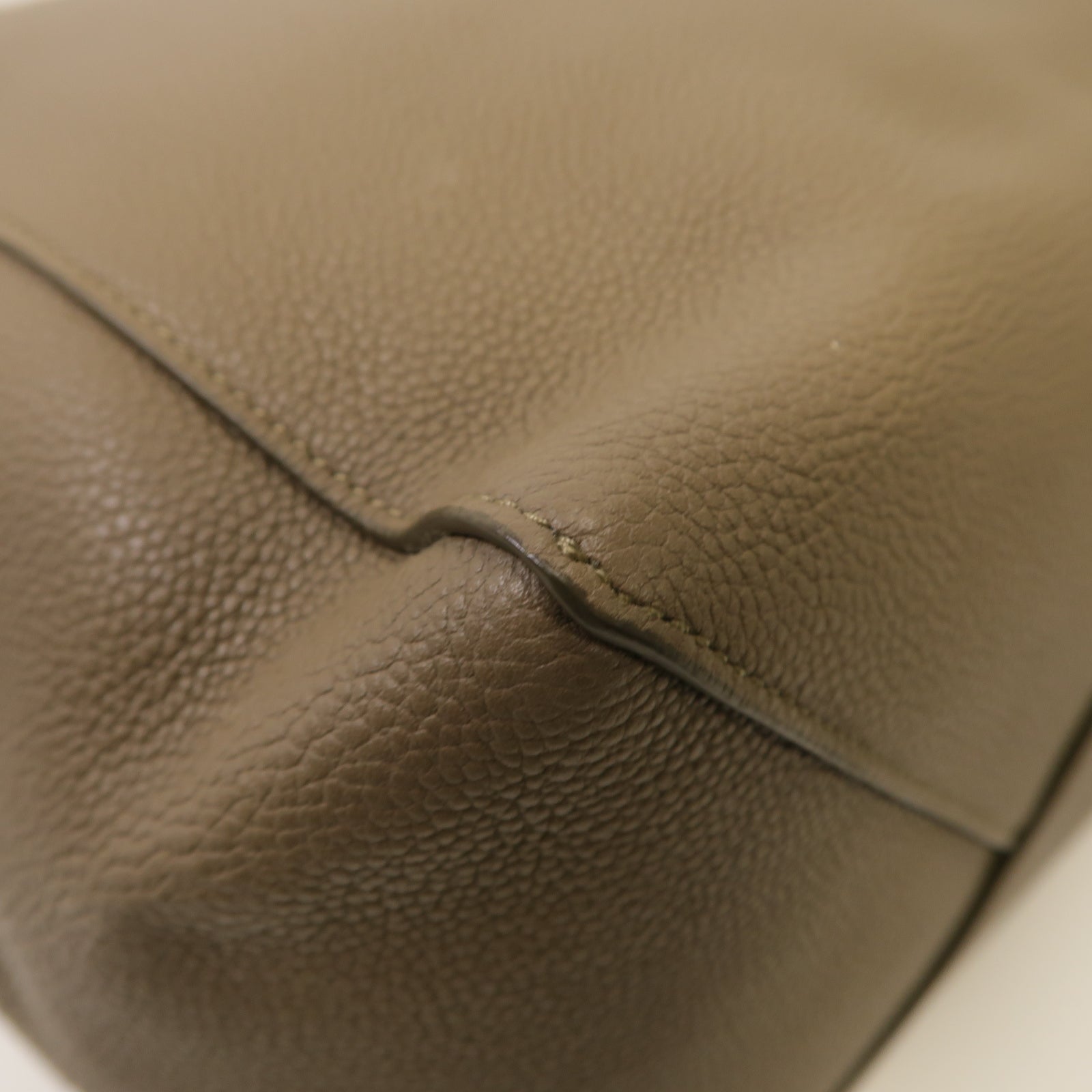 CELINE 牛皮皮革Shoulder Bag金扣肩背袋灰色